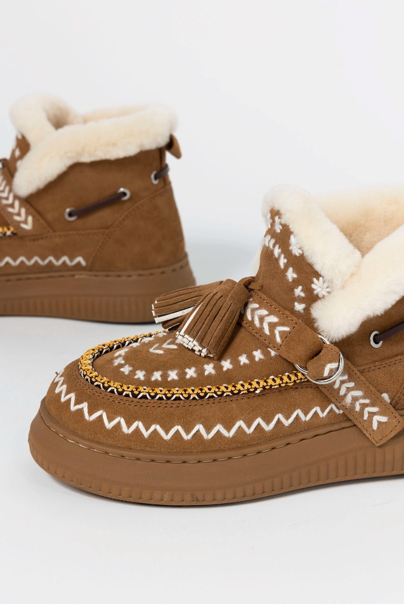 swatch_Camel Suede shearling lined bootie