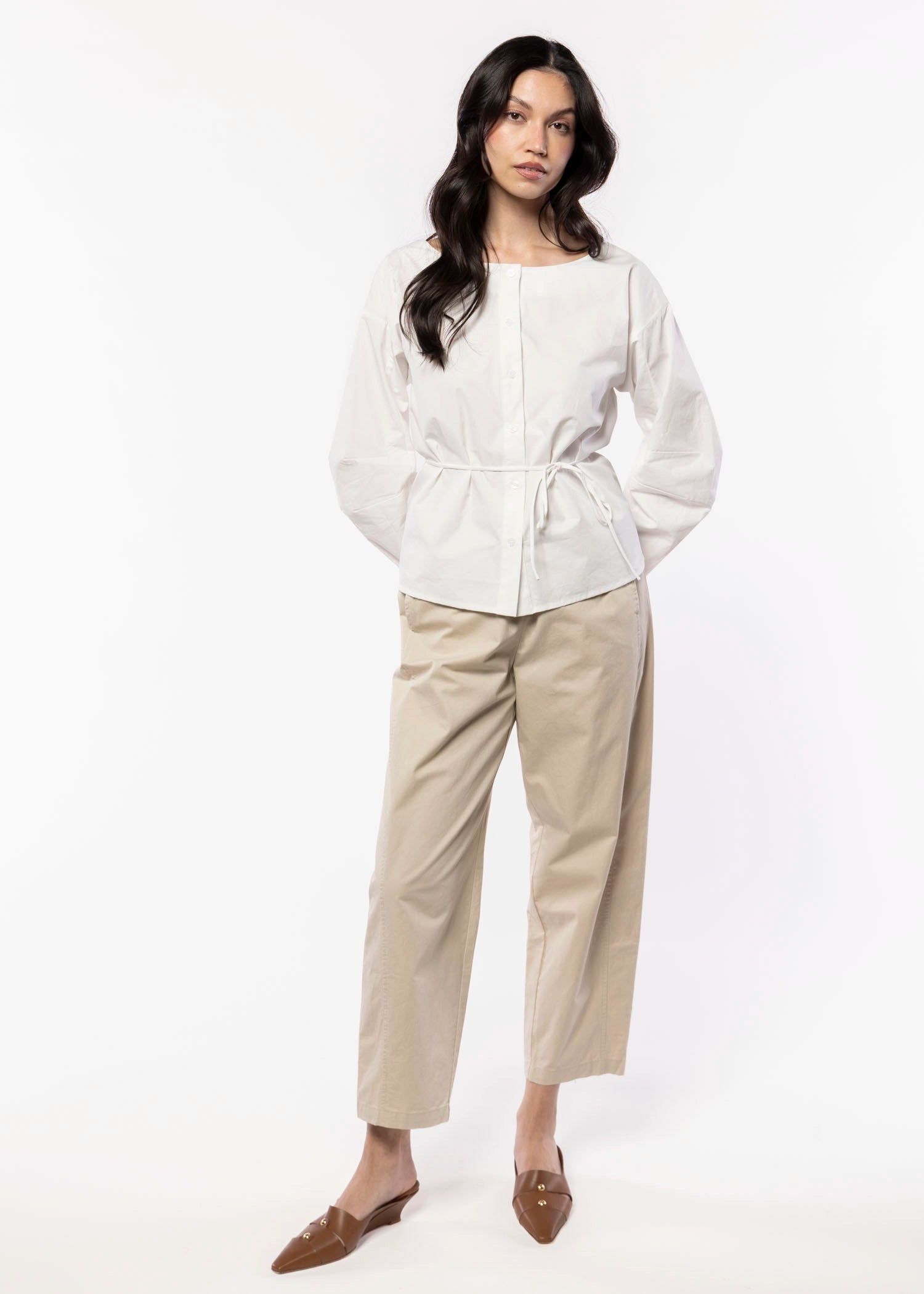 swatch_Off White waist tie blouse