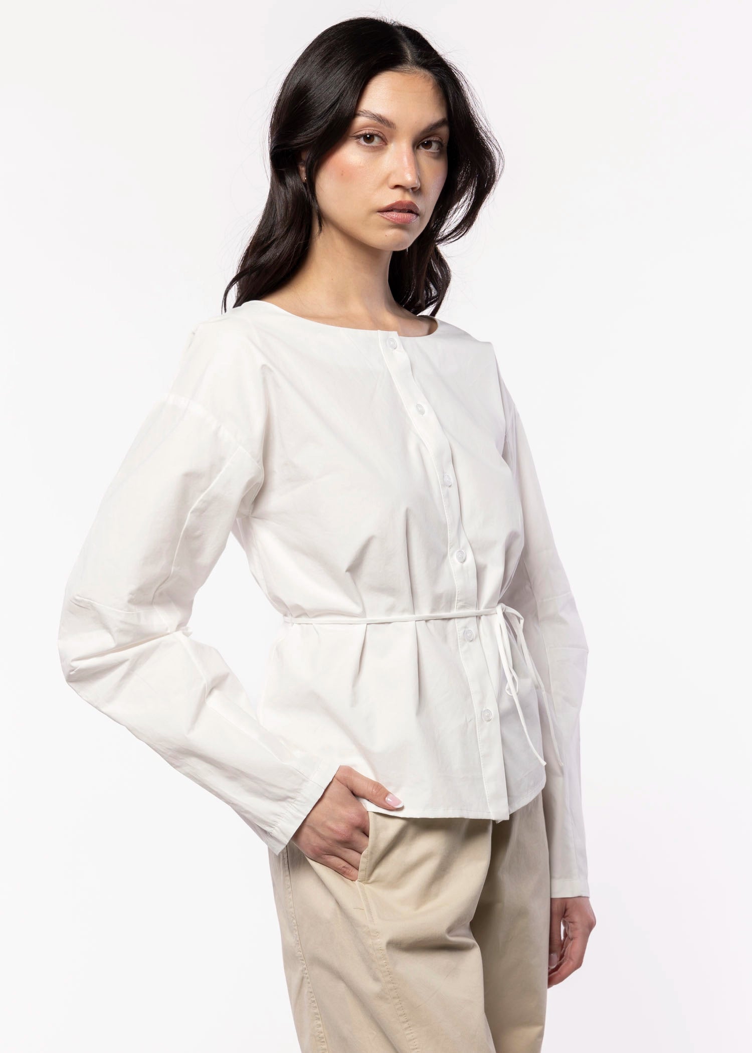 swatch_Off White waist tie blouse
