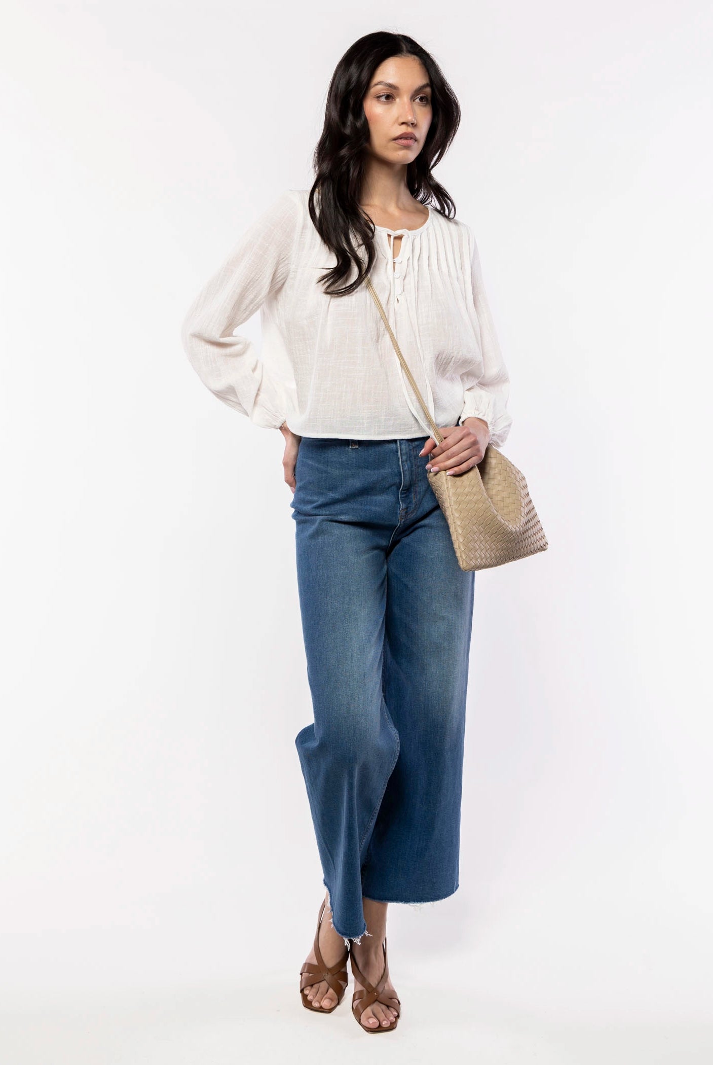 swatch_Taupe woven leather crossbody