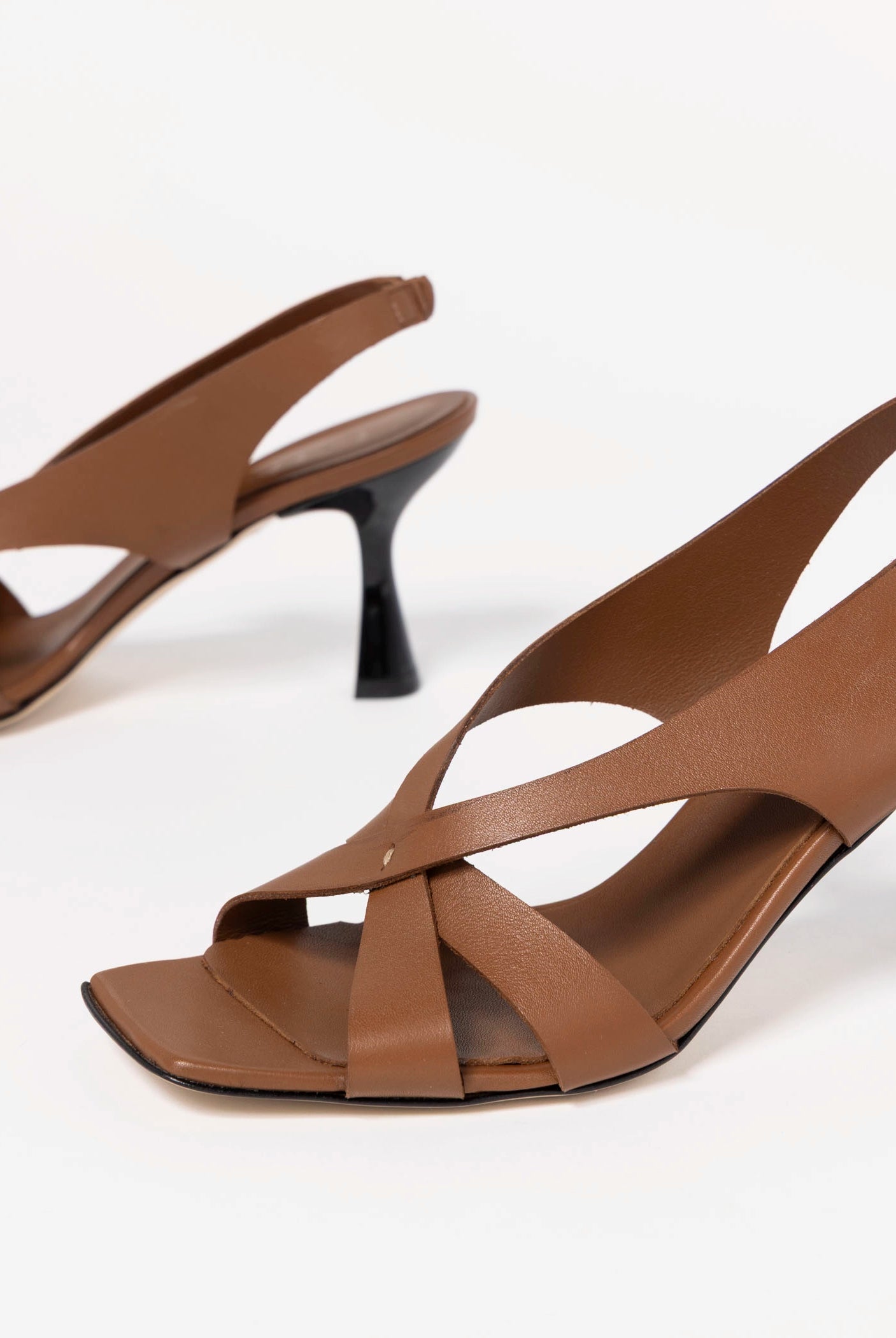 swatch_Cuoio Leather dress sandal