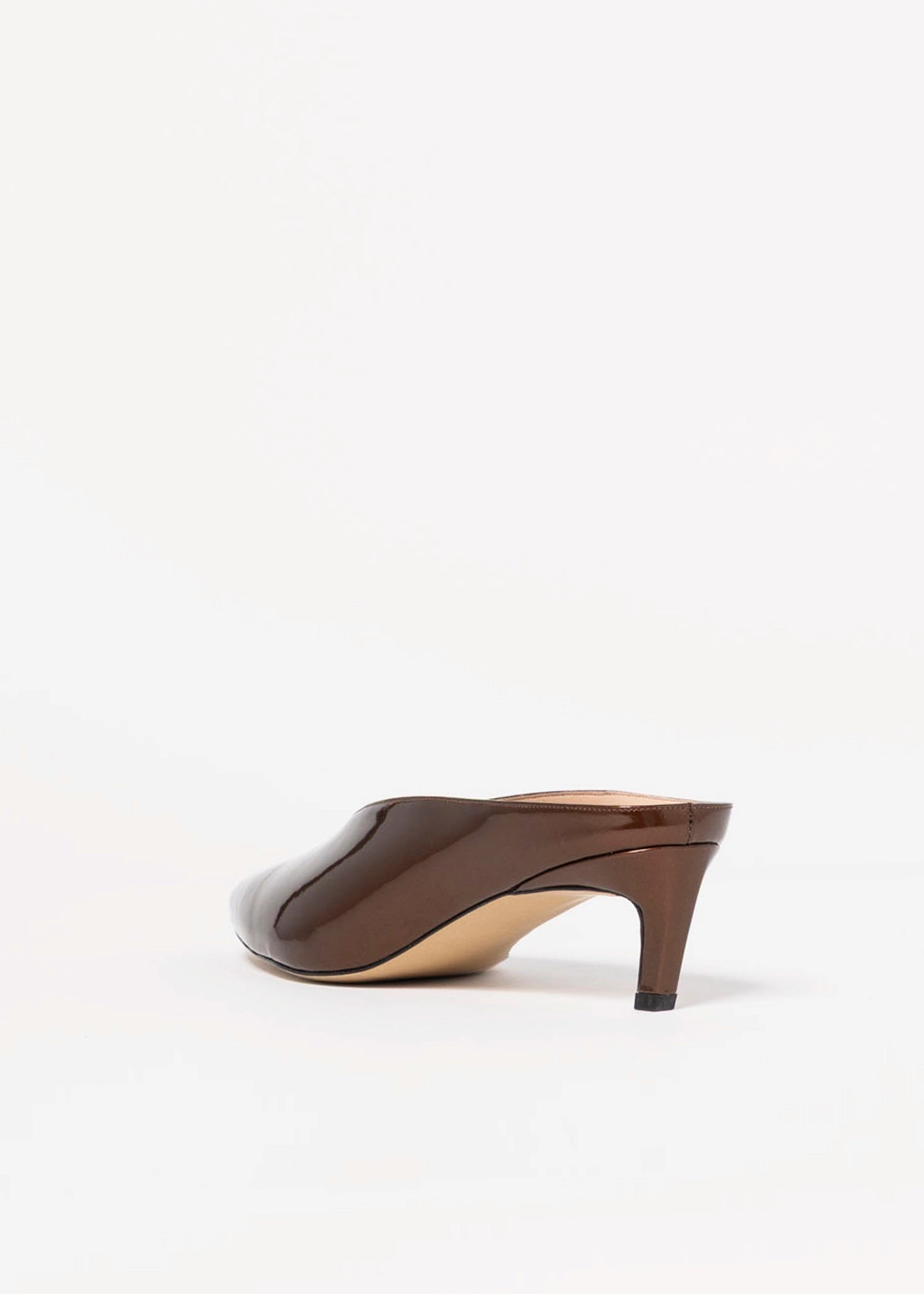 swatch_Bronze Patent pointed toe mule