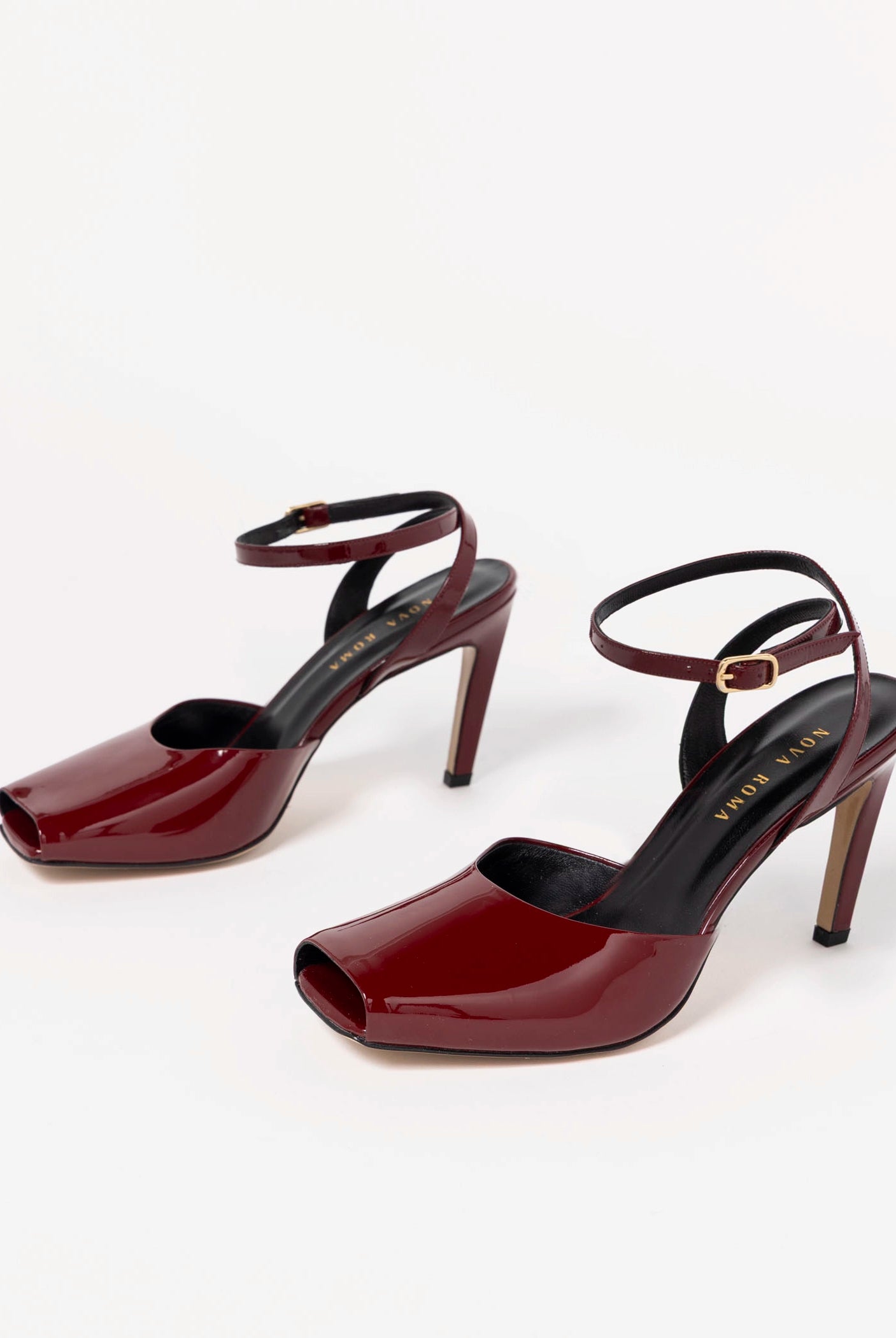 swatch_Cherry Patent Heeled Peep toe sandal