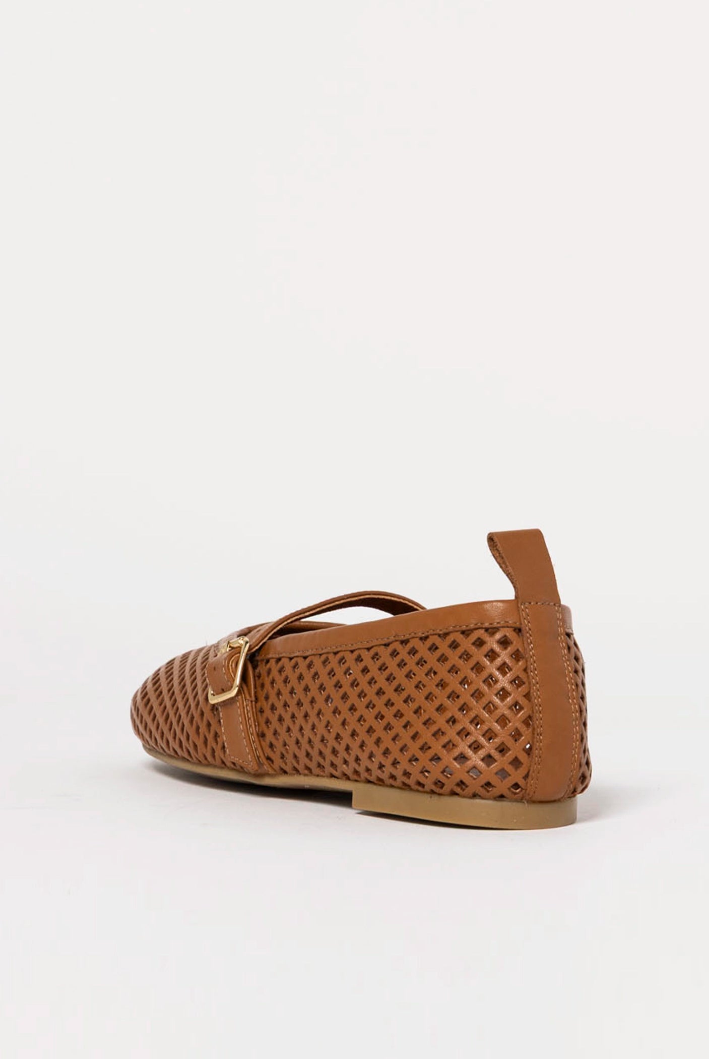 swatch_Cuoio Leather tiziana perforated flat angel alarcon