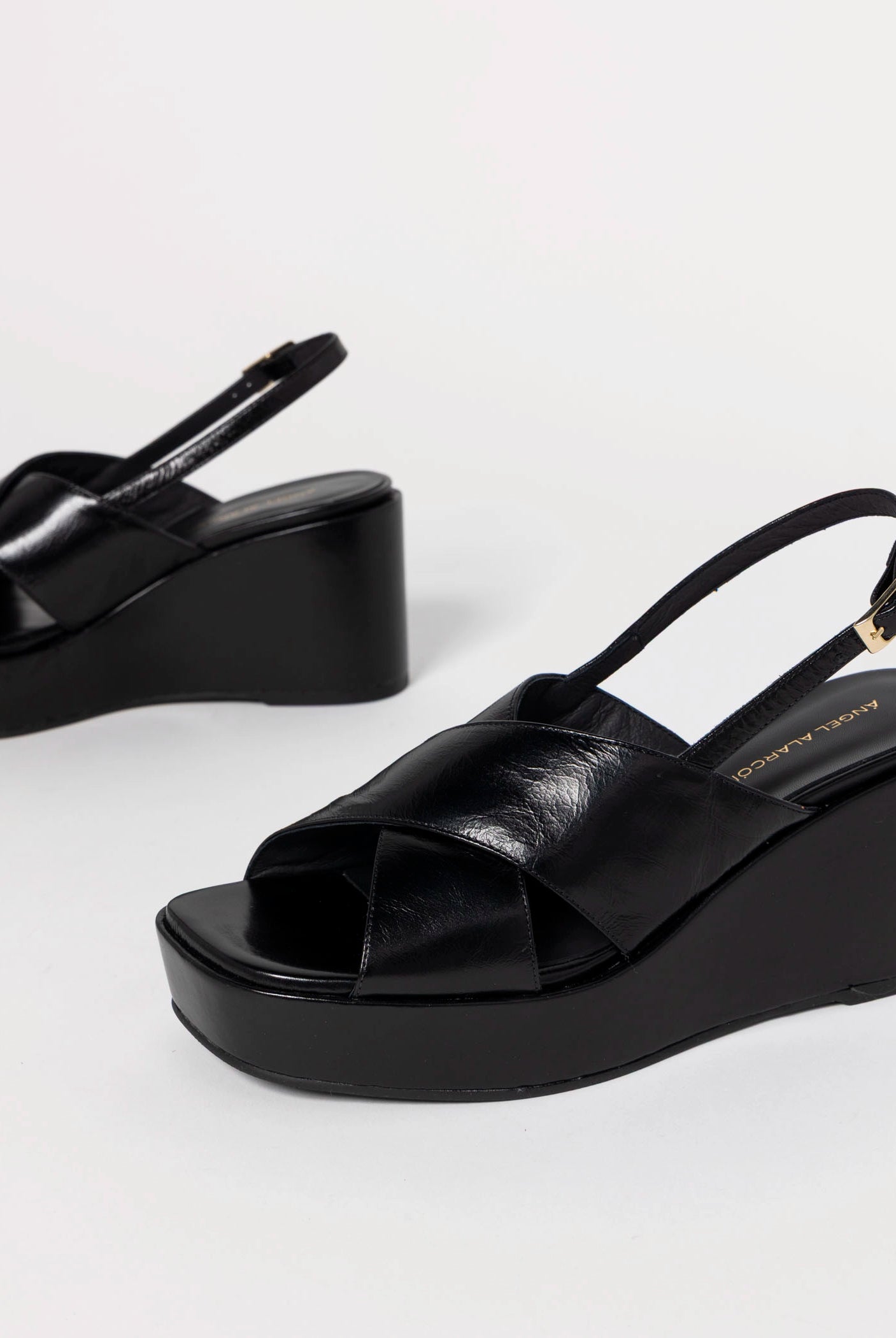 swatch_Black Leather stefenia platform sandal angel alarcon