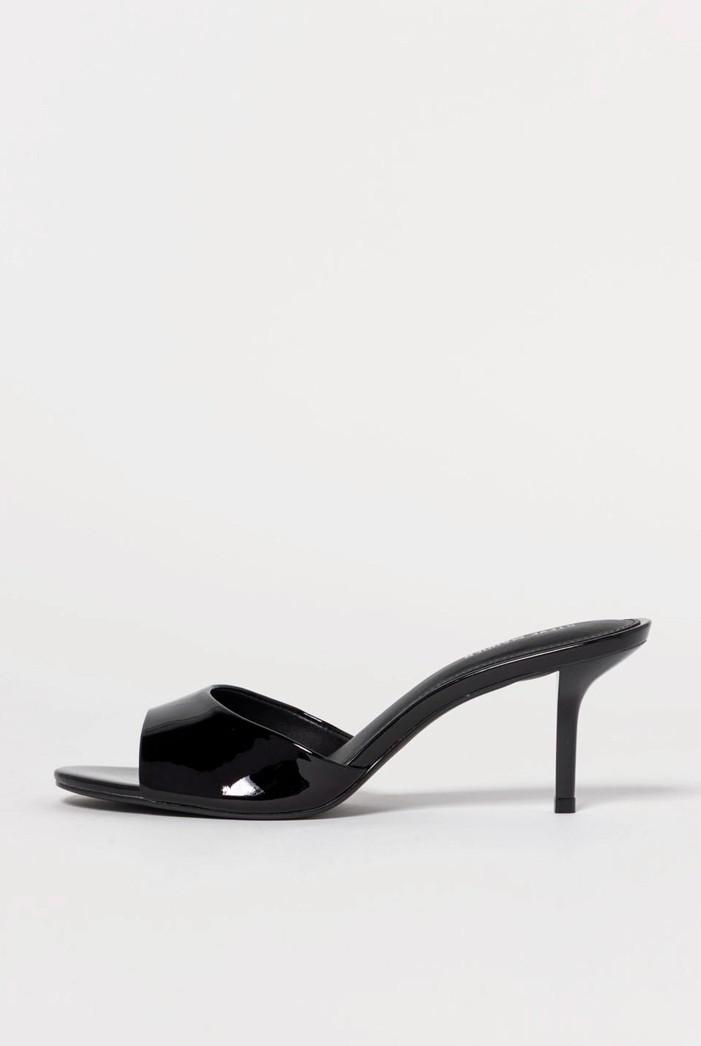 swatch_Black Patent steve madden kendrix heeled sandal
