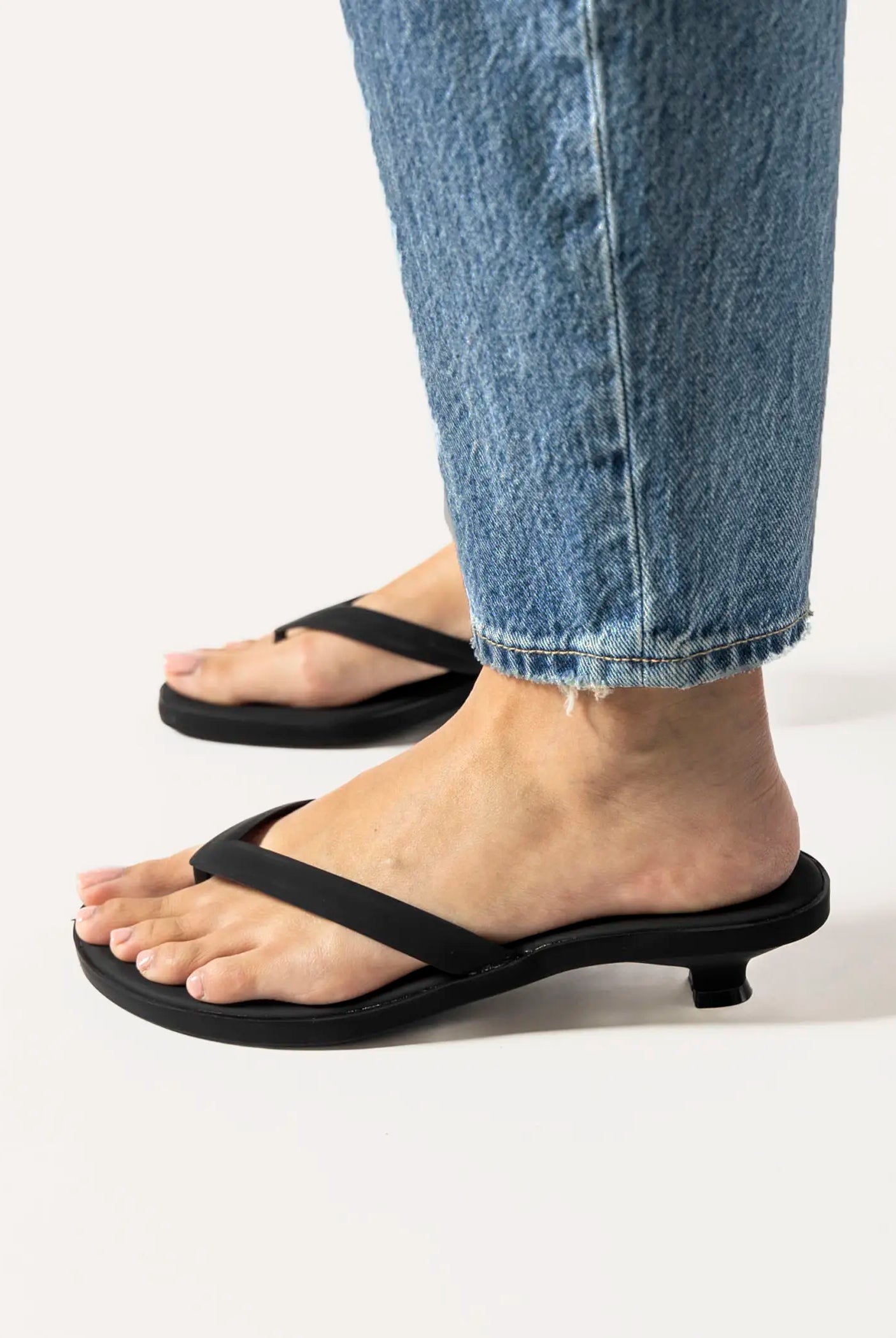 swatch_black lollipop kitten heel sandal heeled sandals