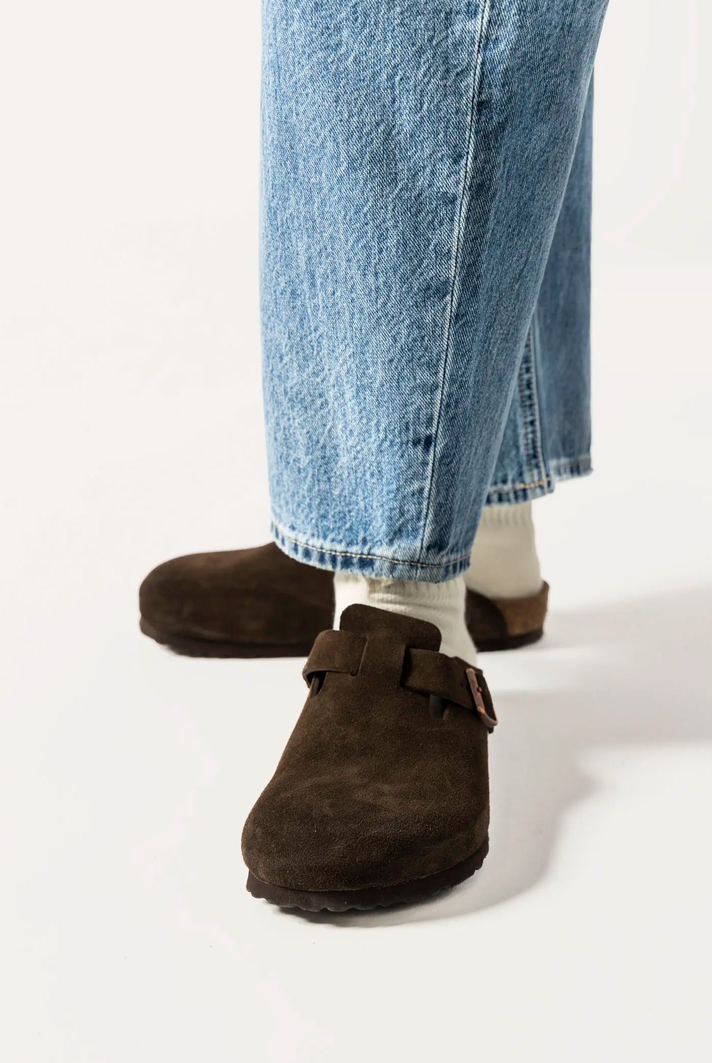 swatch_mocha suede boston clog clogs