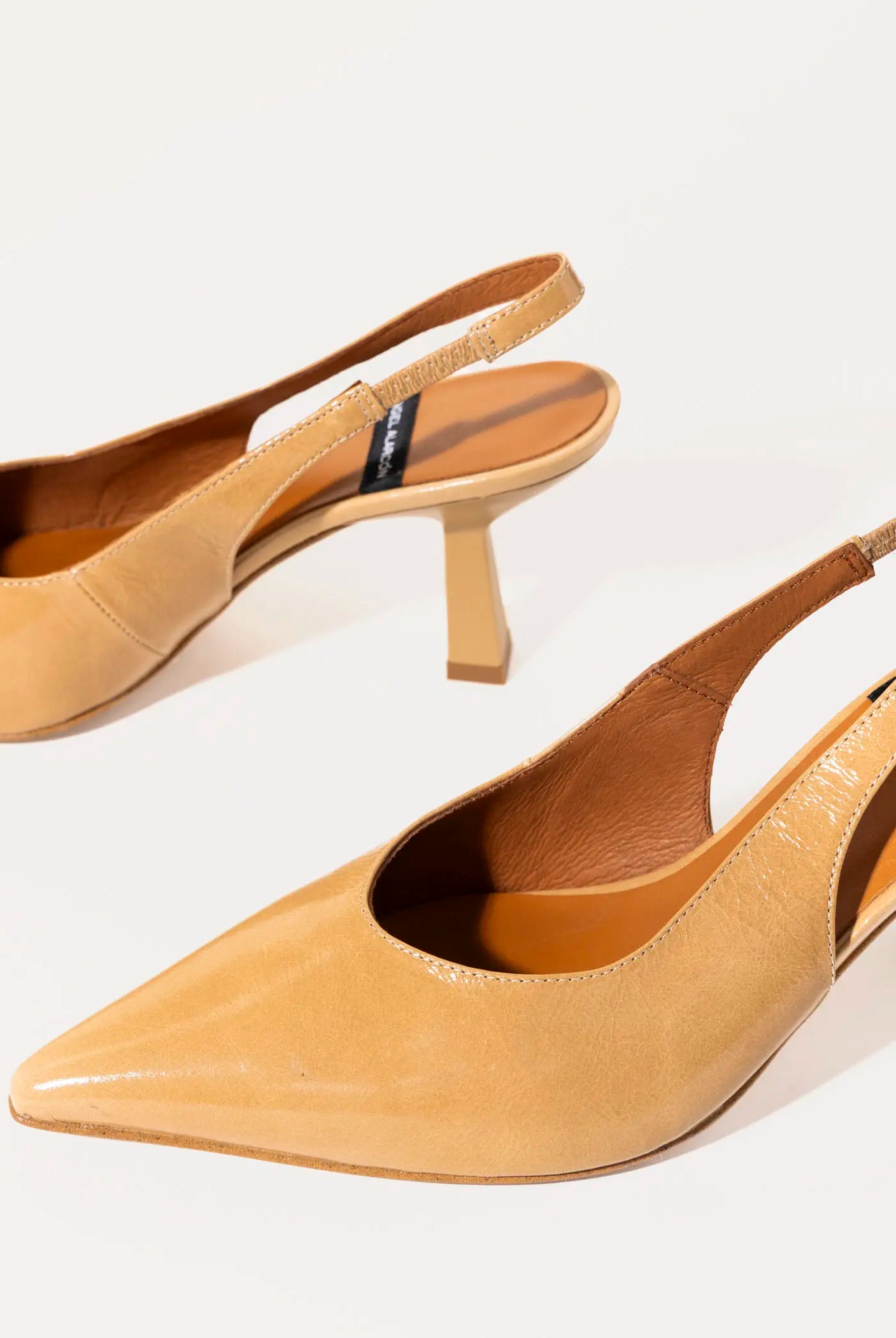 swatch_honey patent violette slingback heels