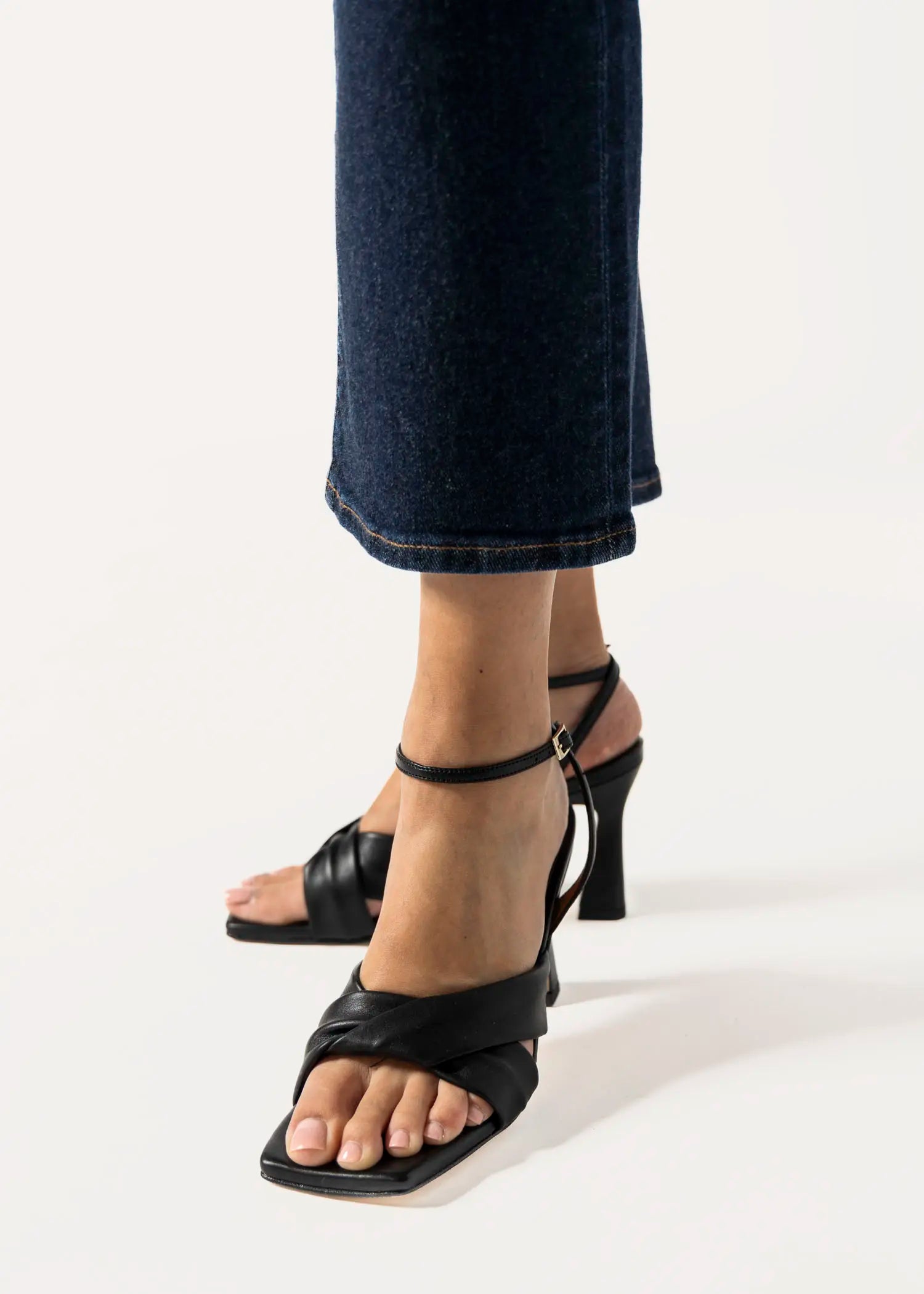 swatch_black leather maelle leather sandal heeled sandals