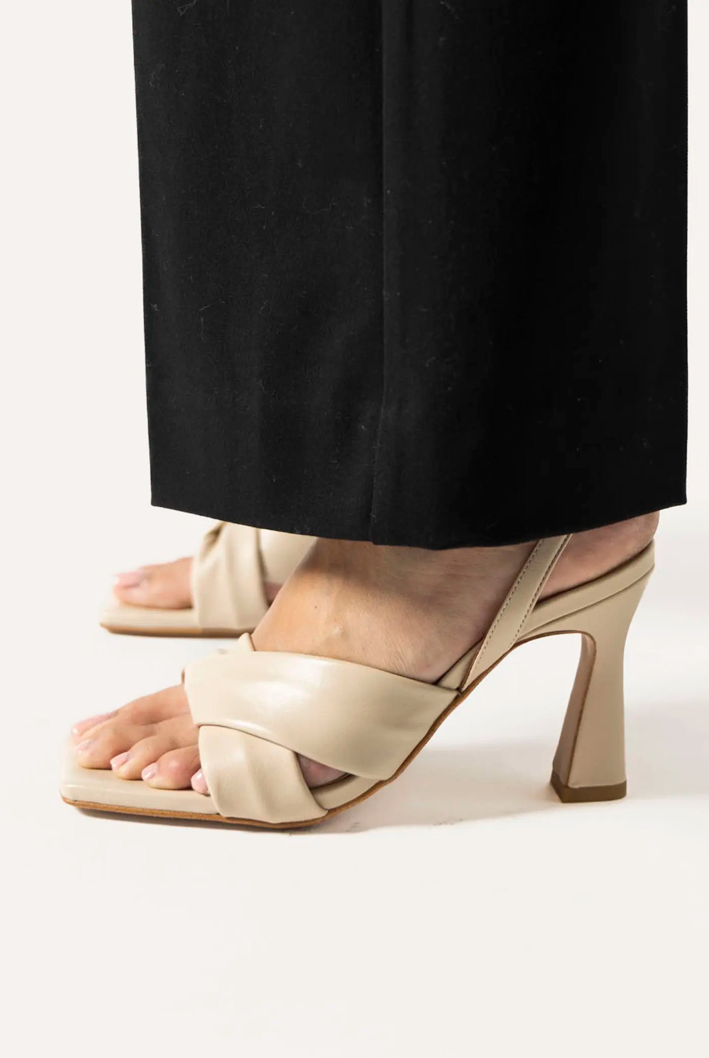 swatch_ivory leather maelle leather sandal heeled sandals