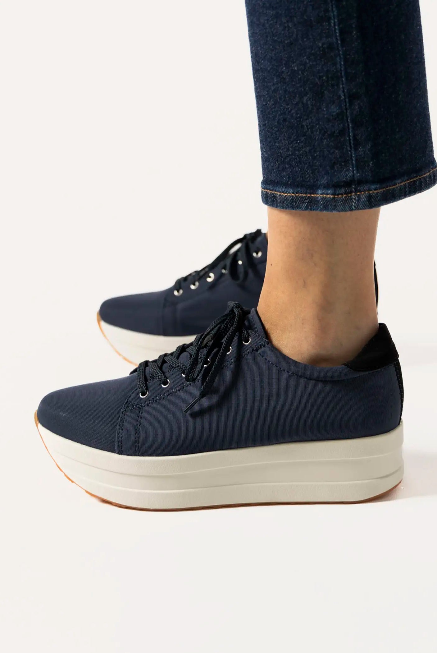 swatch_indigo casey platform sneaker shoes