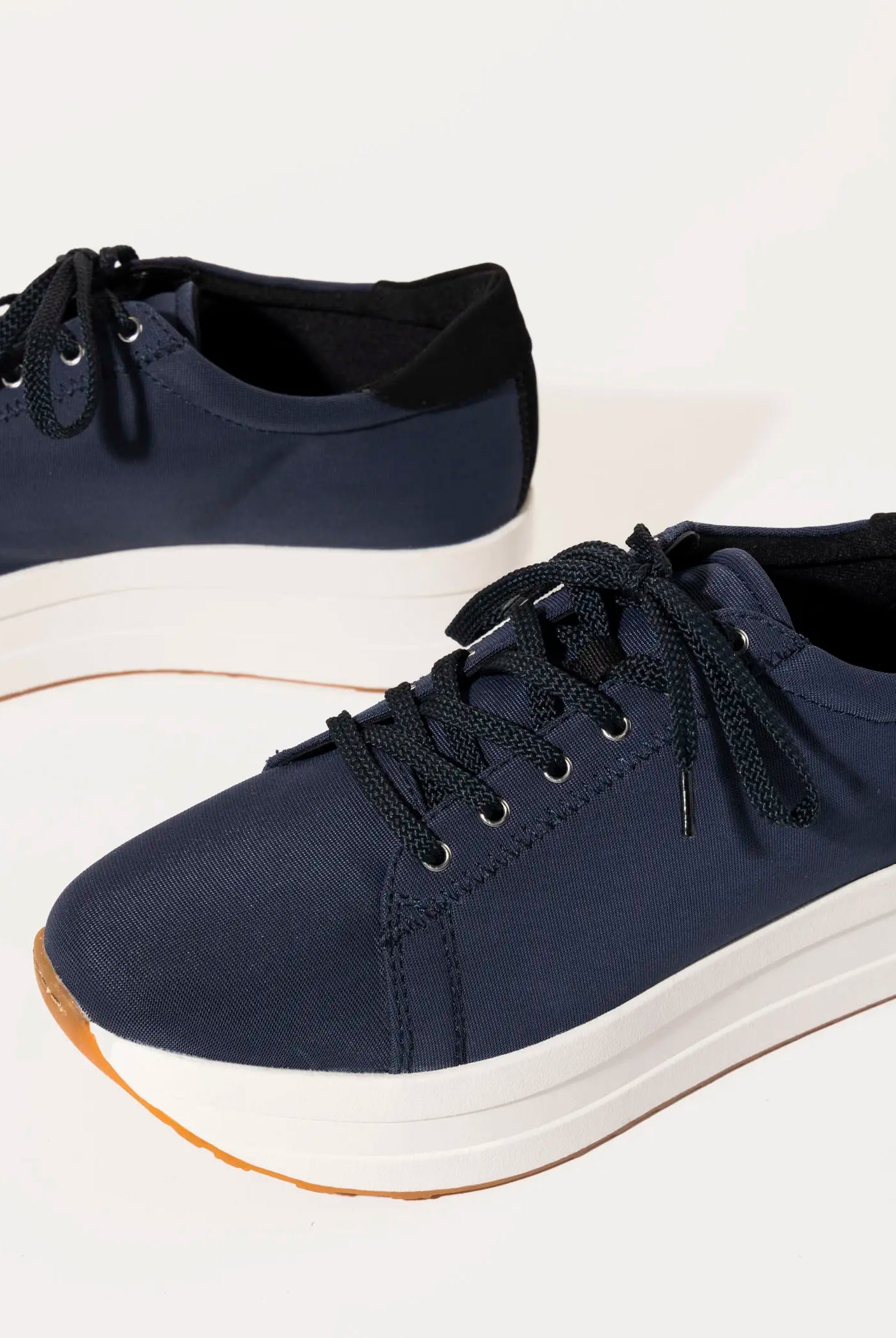swatch_indigo casey platform sneaker shoes