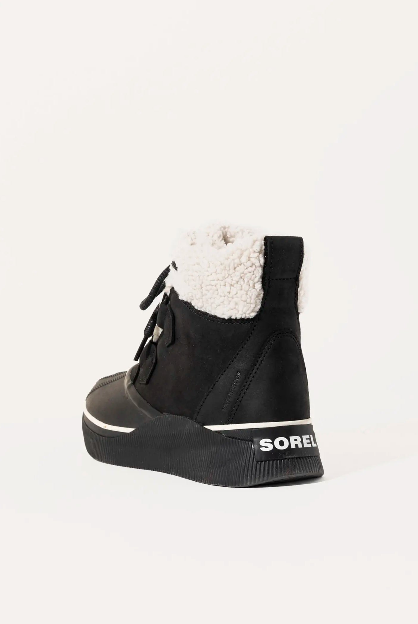 swatch_black out n about chillz waterproof boot boots