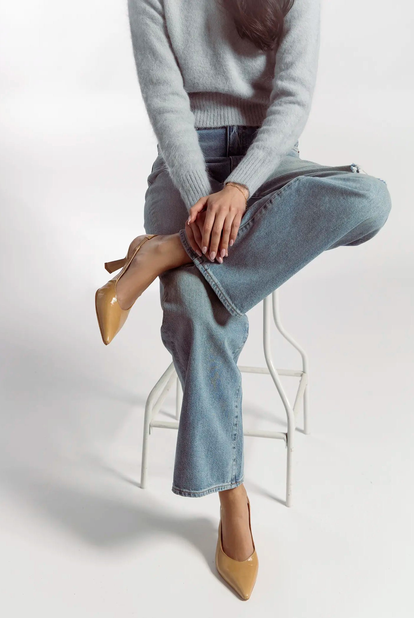 swatch_honey patent violette slingback heels