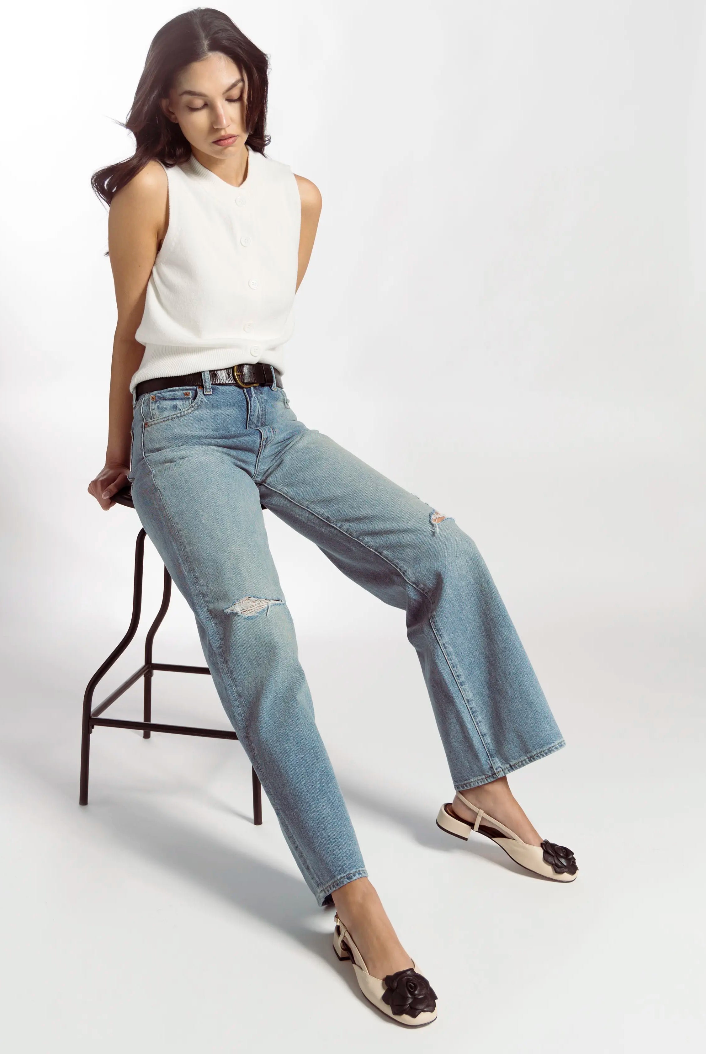 swatch_Ivory/Black florence leather slingback angel alarcon