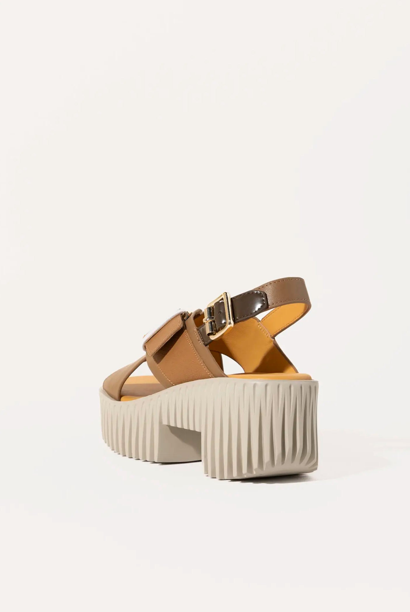 swatch_taupe plia juno sandal platform sandals