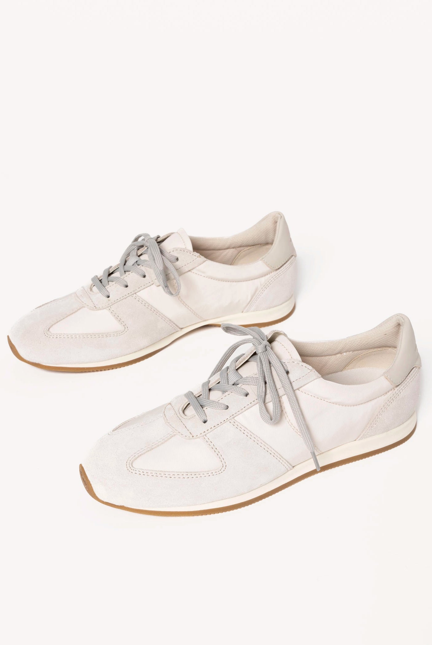 swatch_Off White vagabond yasmin sneakers