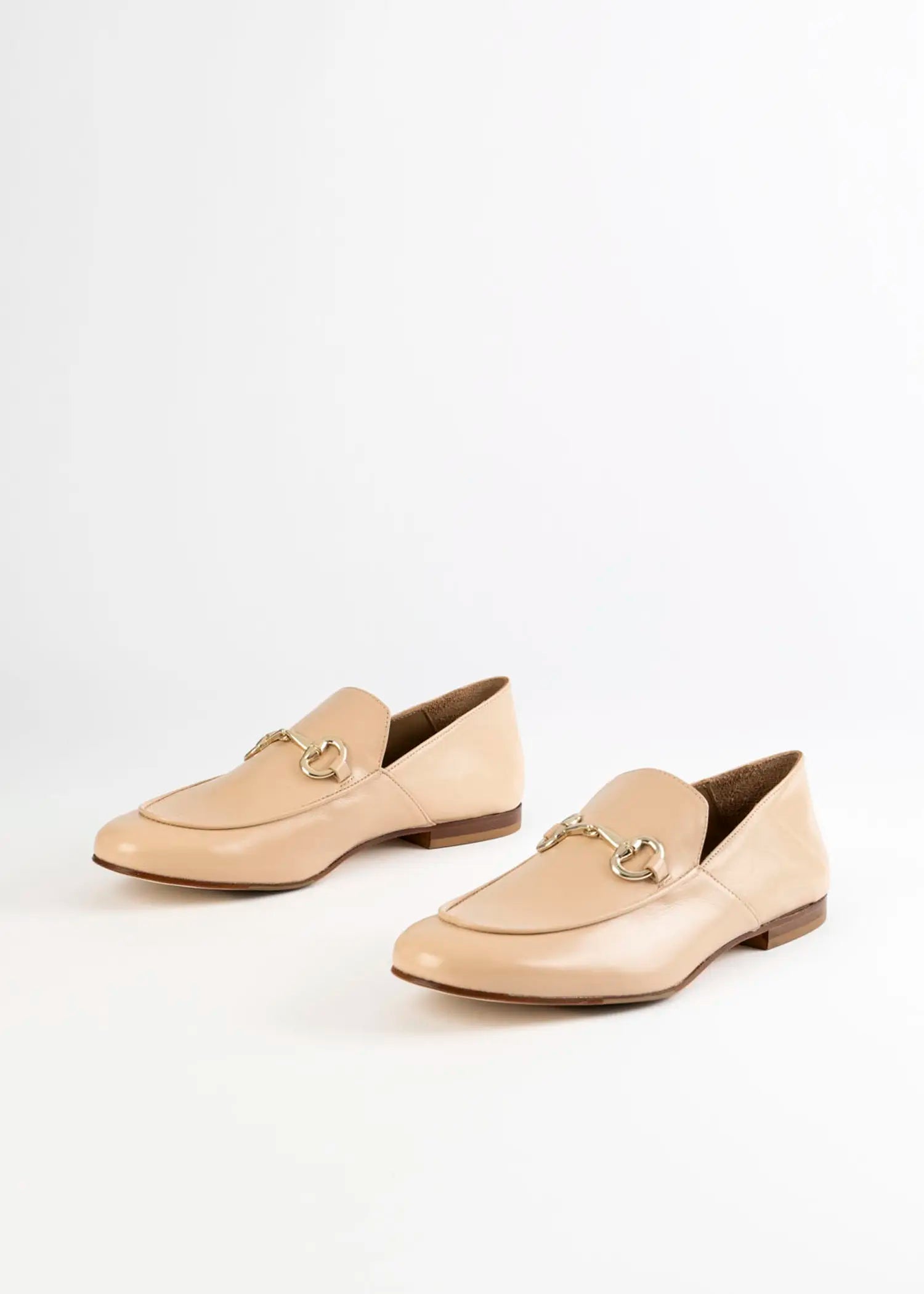 swatch_ecru leather loafer with bit flat shoes