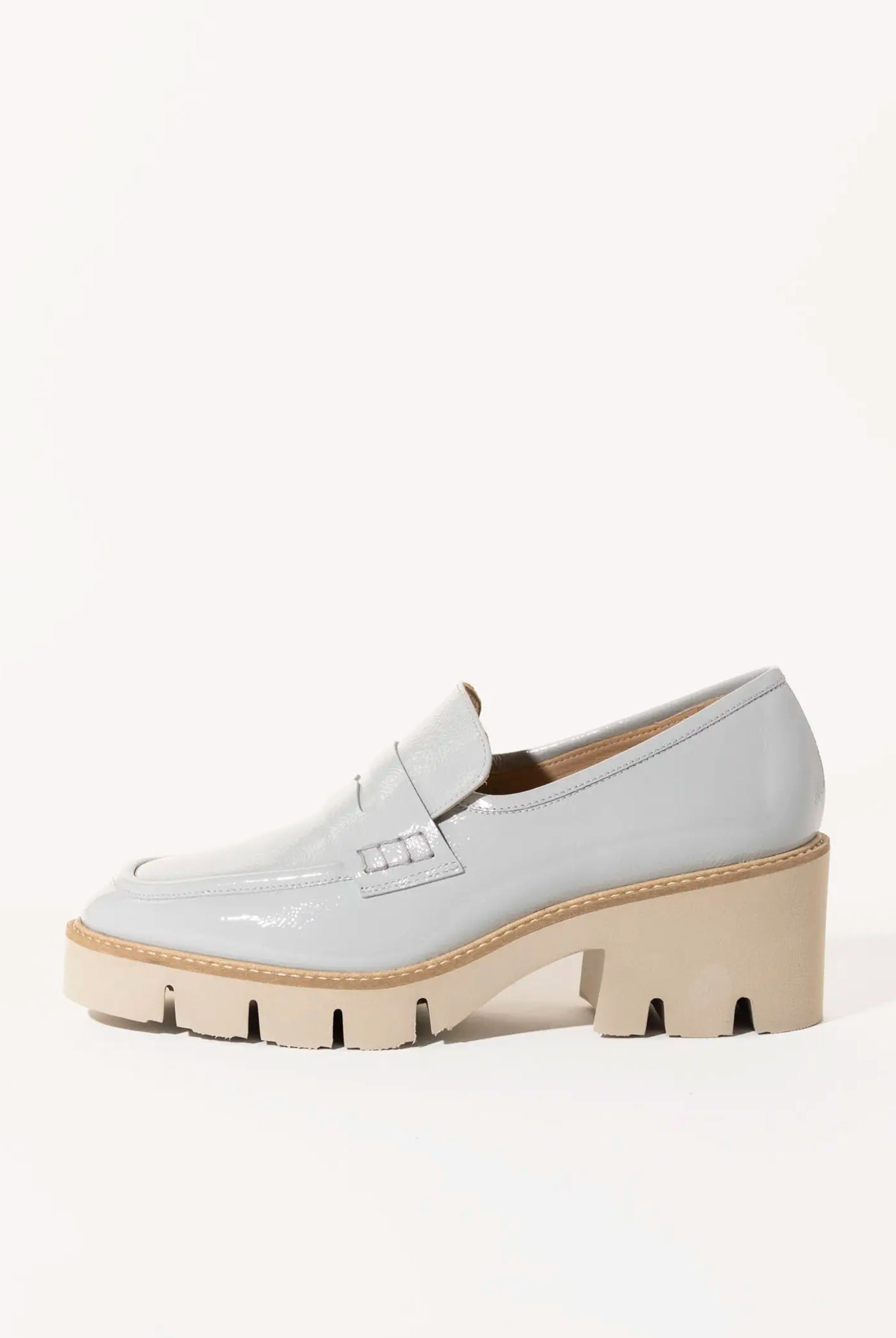 swatch_cloud patent heeled loafer heels