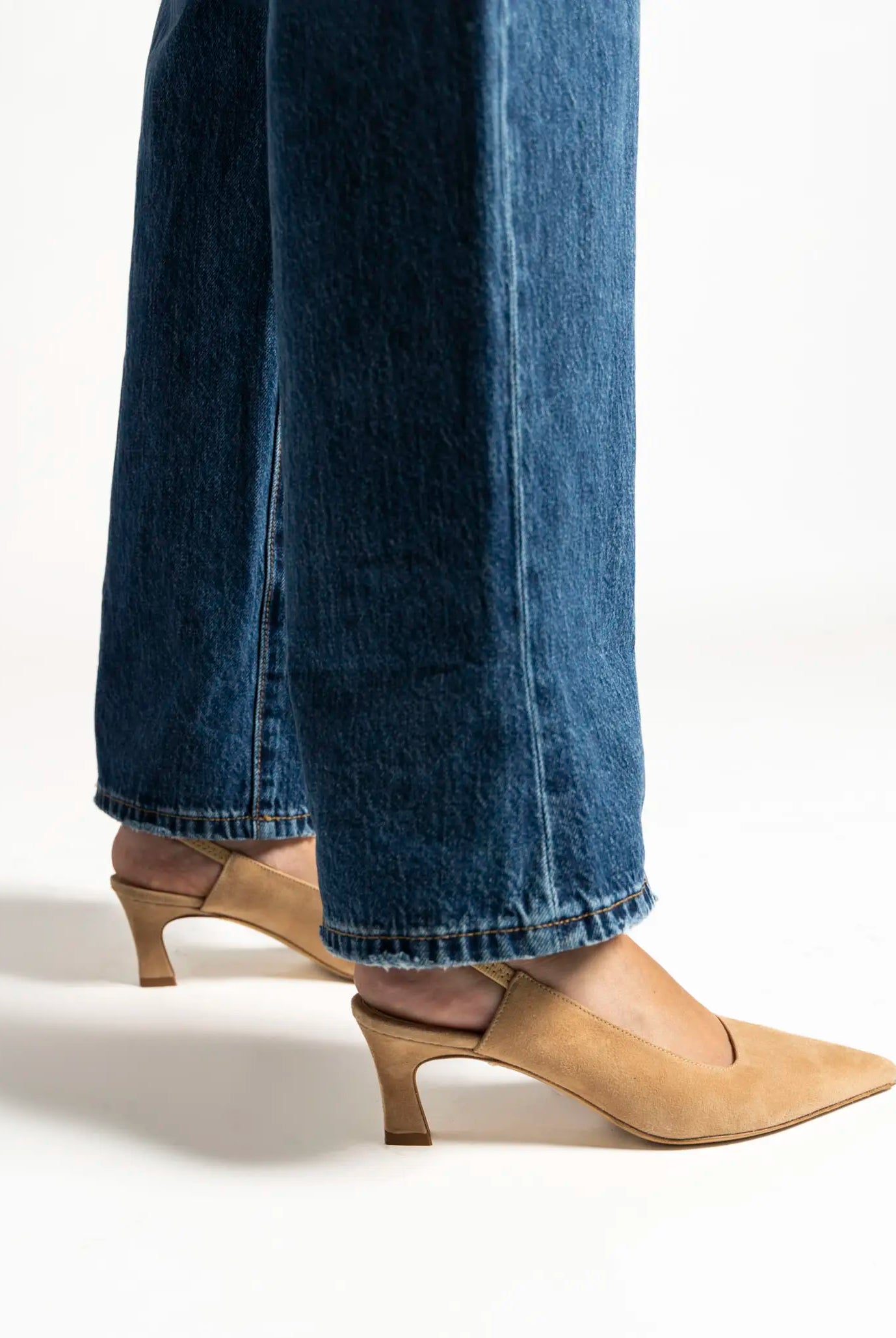 swatch_sand suede pointed toe slingback pump heels