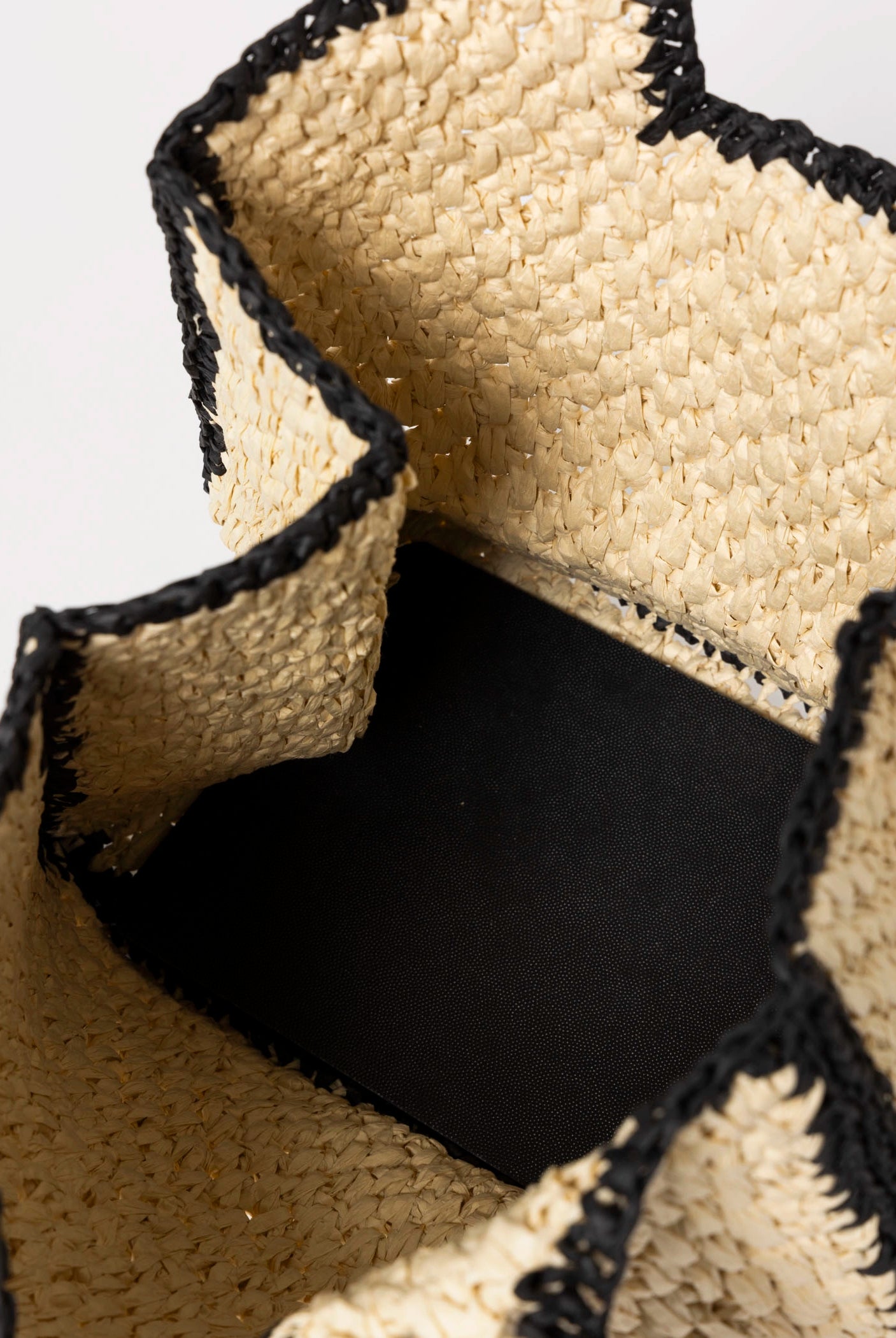 swatch_Natural melie bianco straw tote