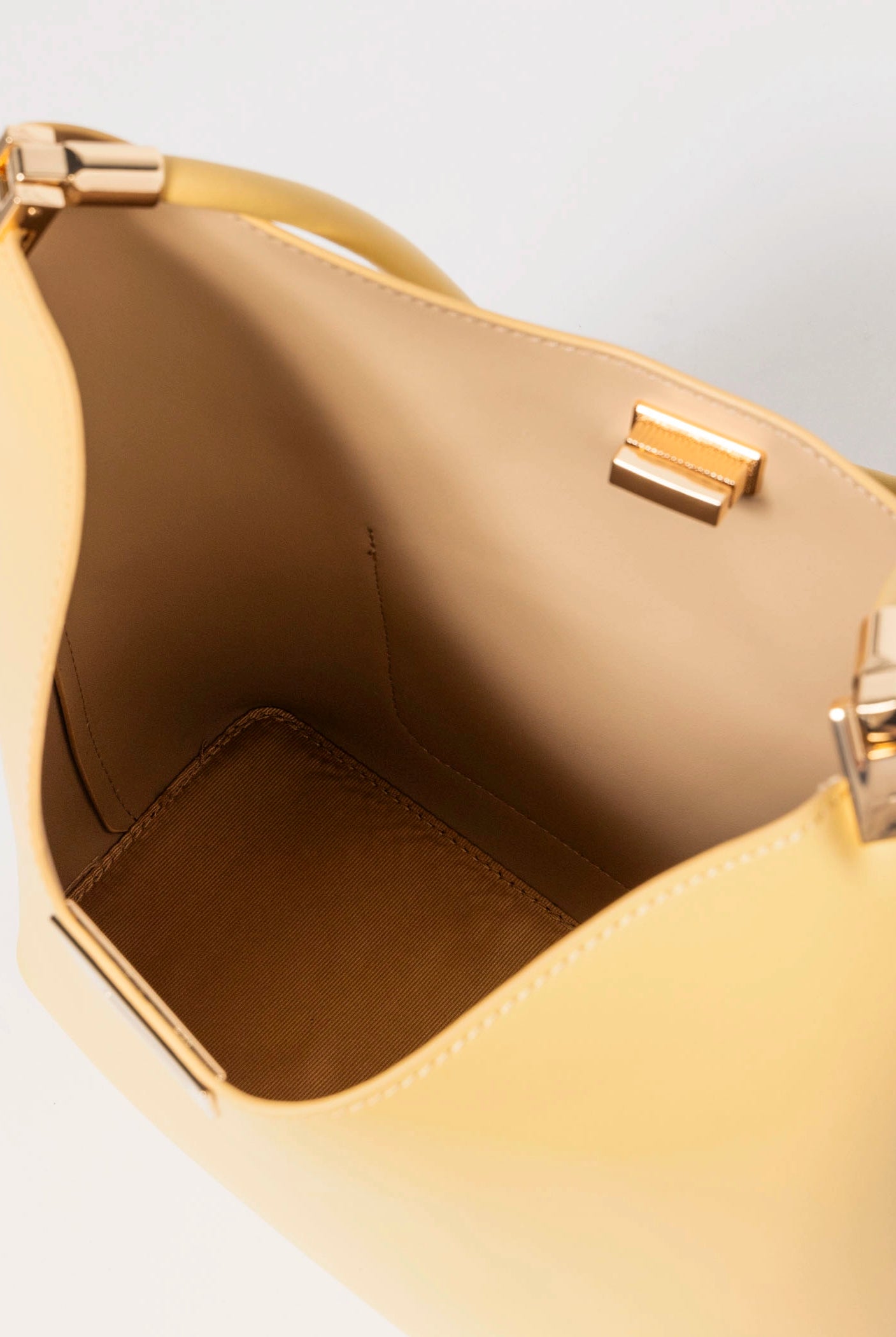 swatch_Wheat melie bianco billie bag