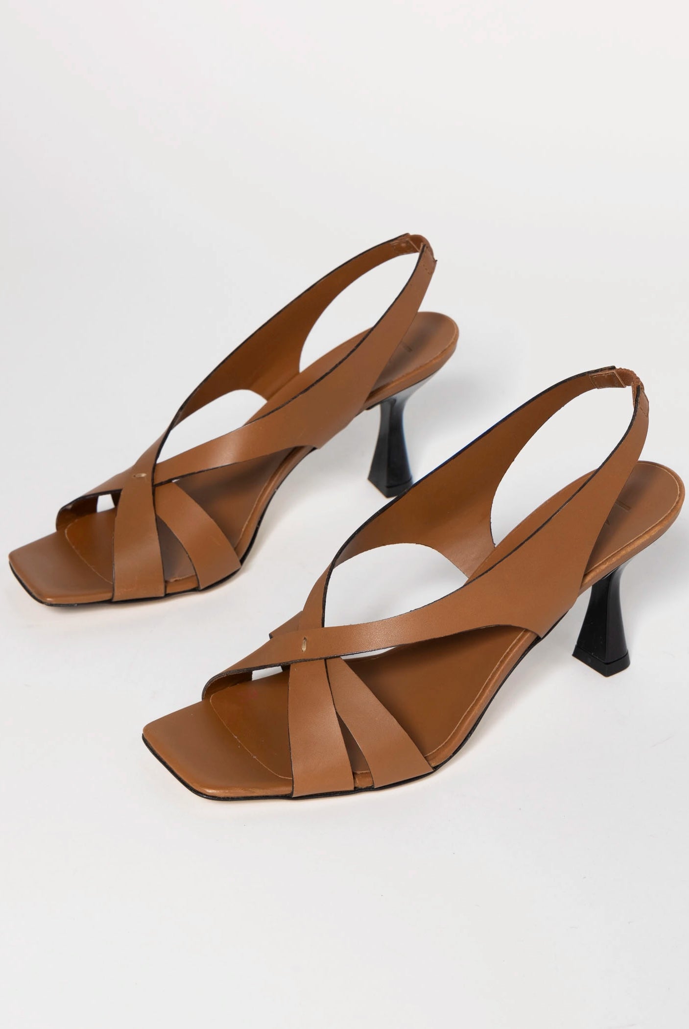 swatch_Cuoio Leather dress sandal