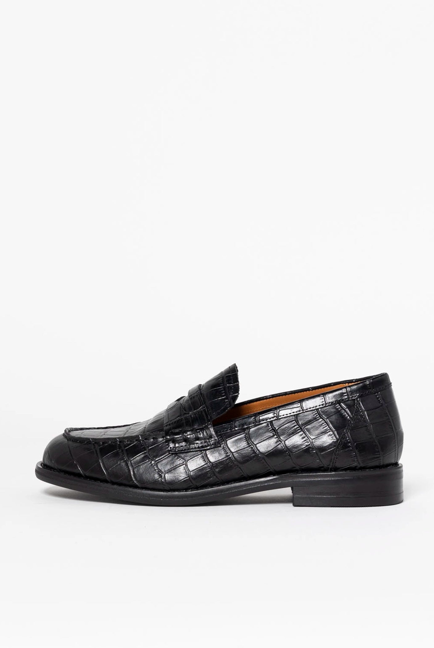 swatch_Black Croco vagabond linn loafer