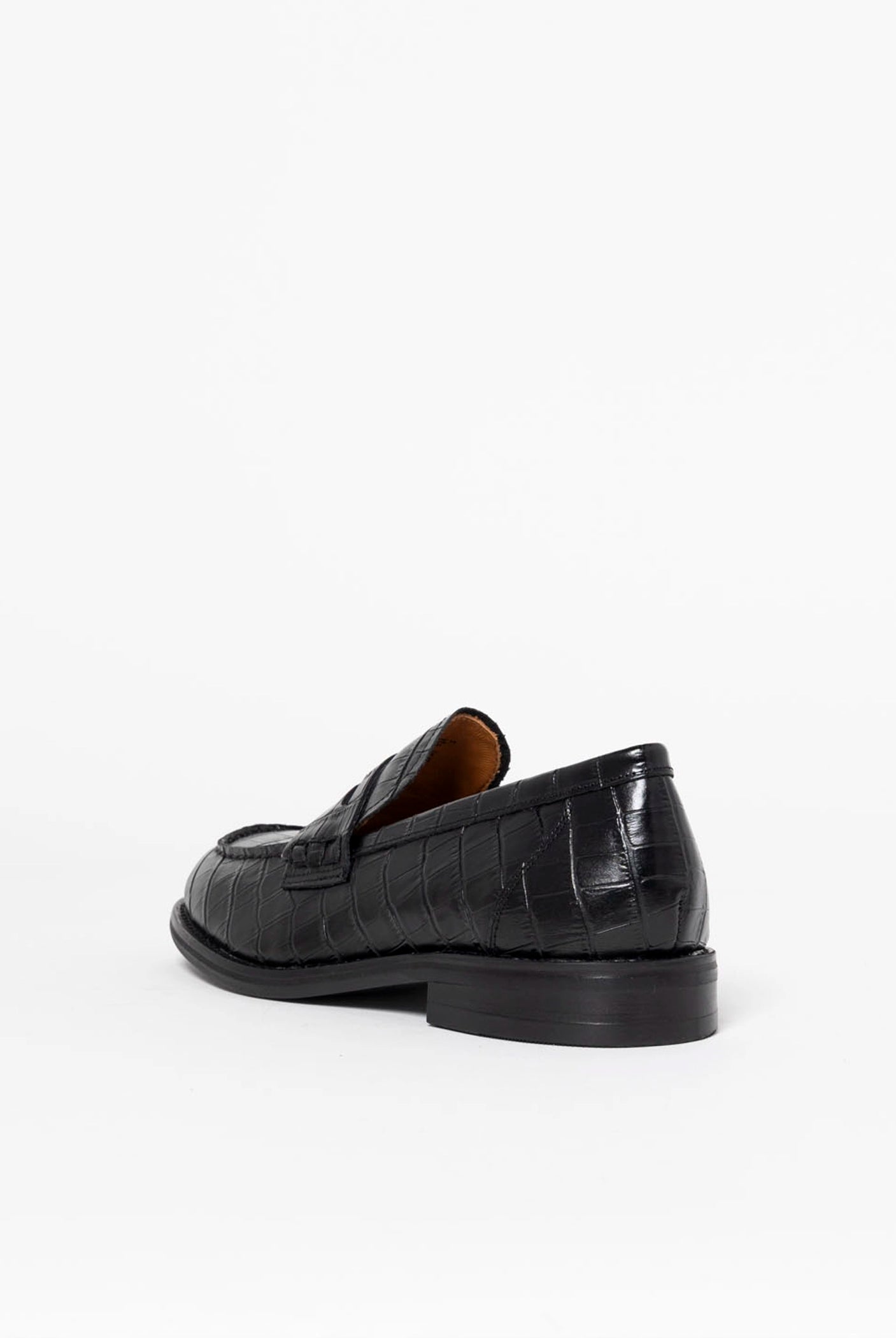 swatch_Black Croco vagabond linn loafer