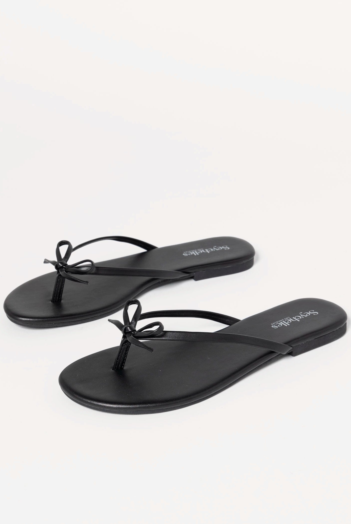 swatch_black wishlist flip flop flat sandals