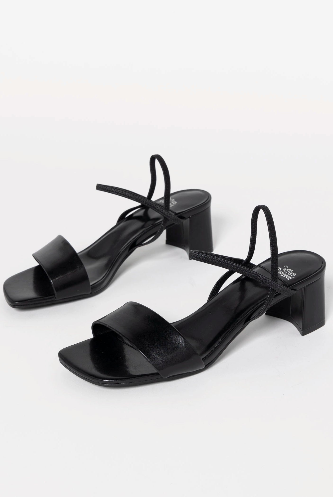 swatch_Black Leather jeffrey campbell adapt sandal