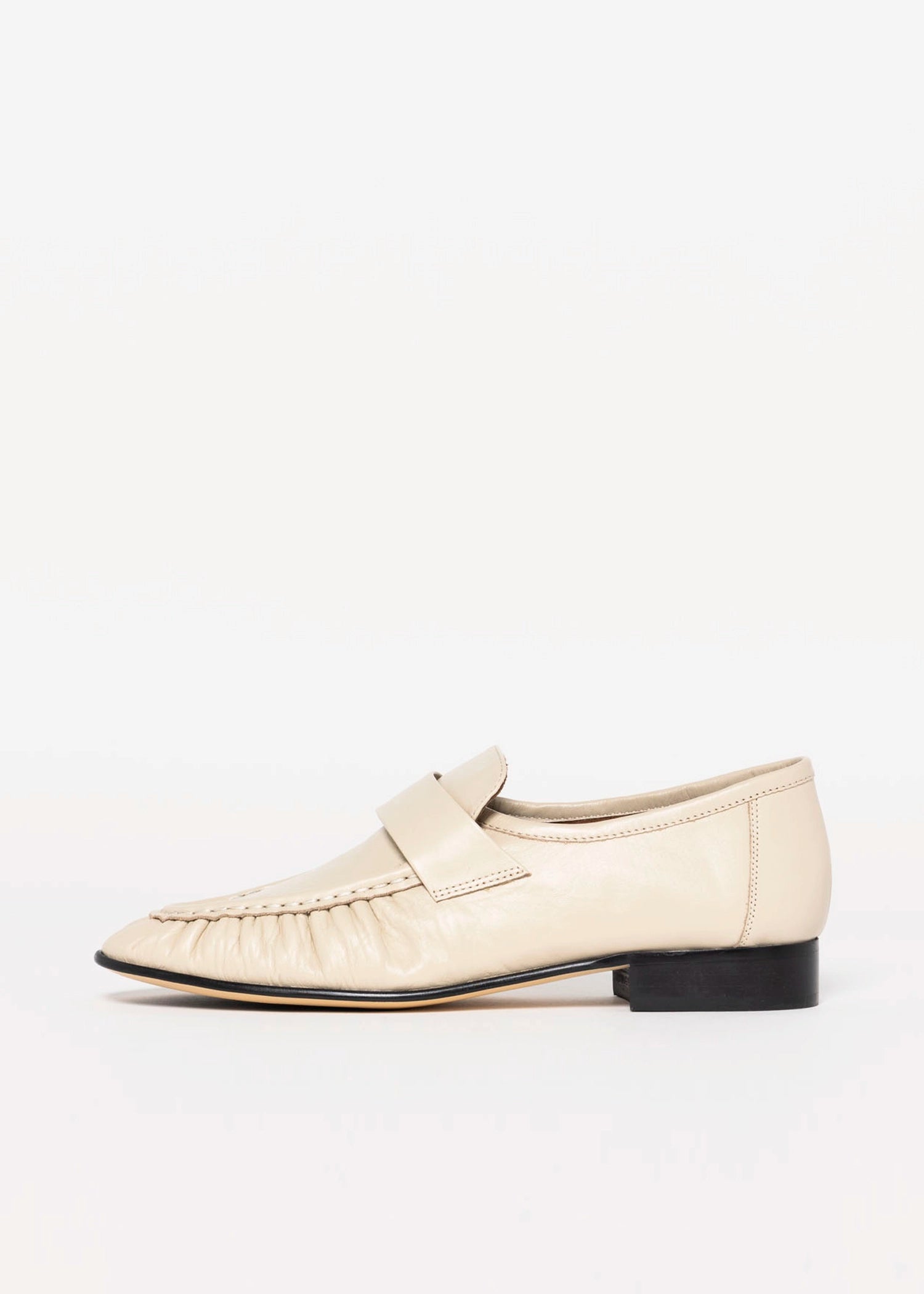 swatch_Vanilla Tony bianco gatsby loafer flat shoes