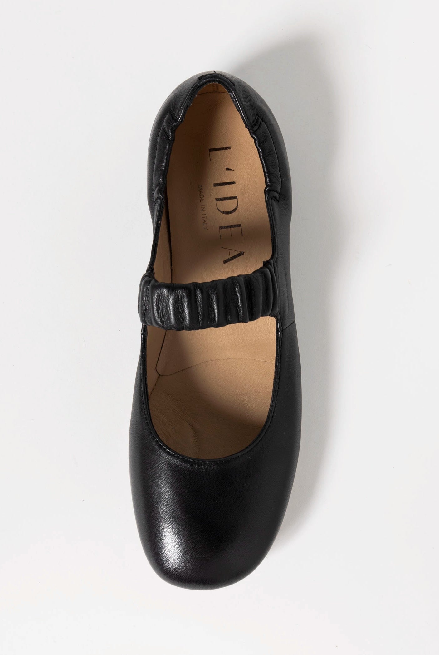 swatch_Black Leather mary jane