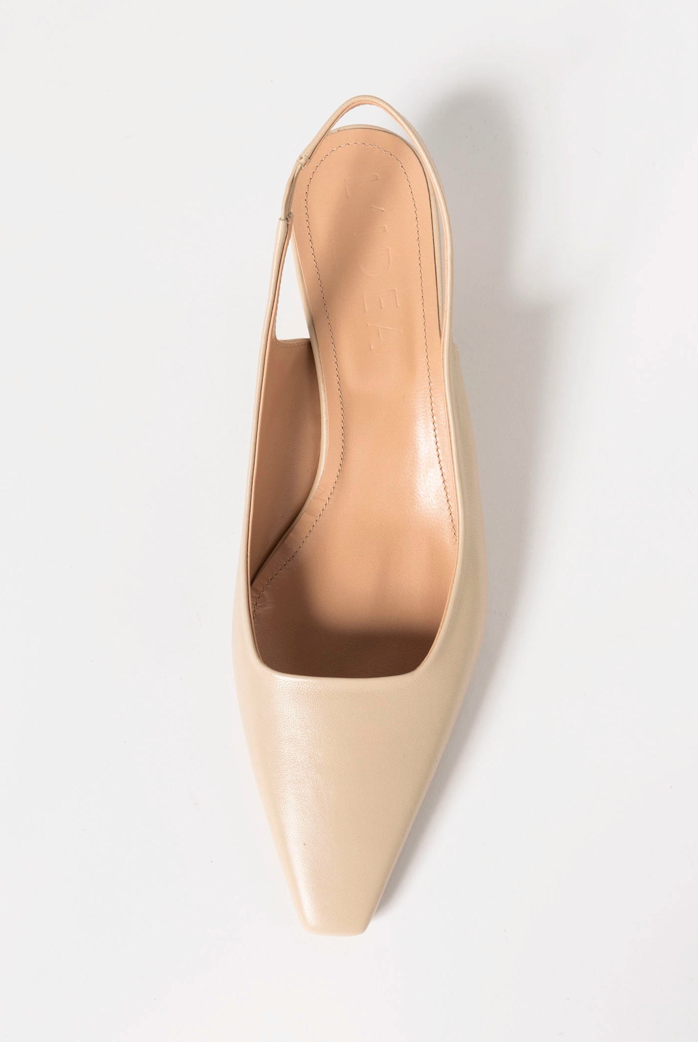 swatch_Beige Leather slingback wedge