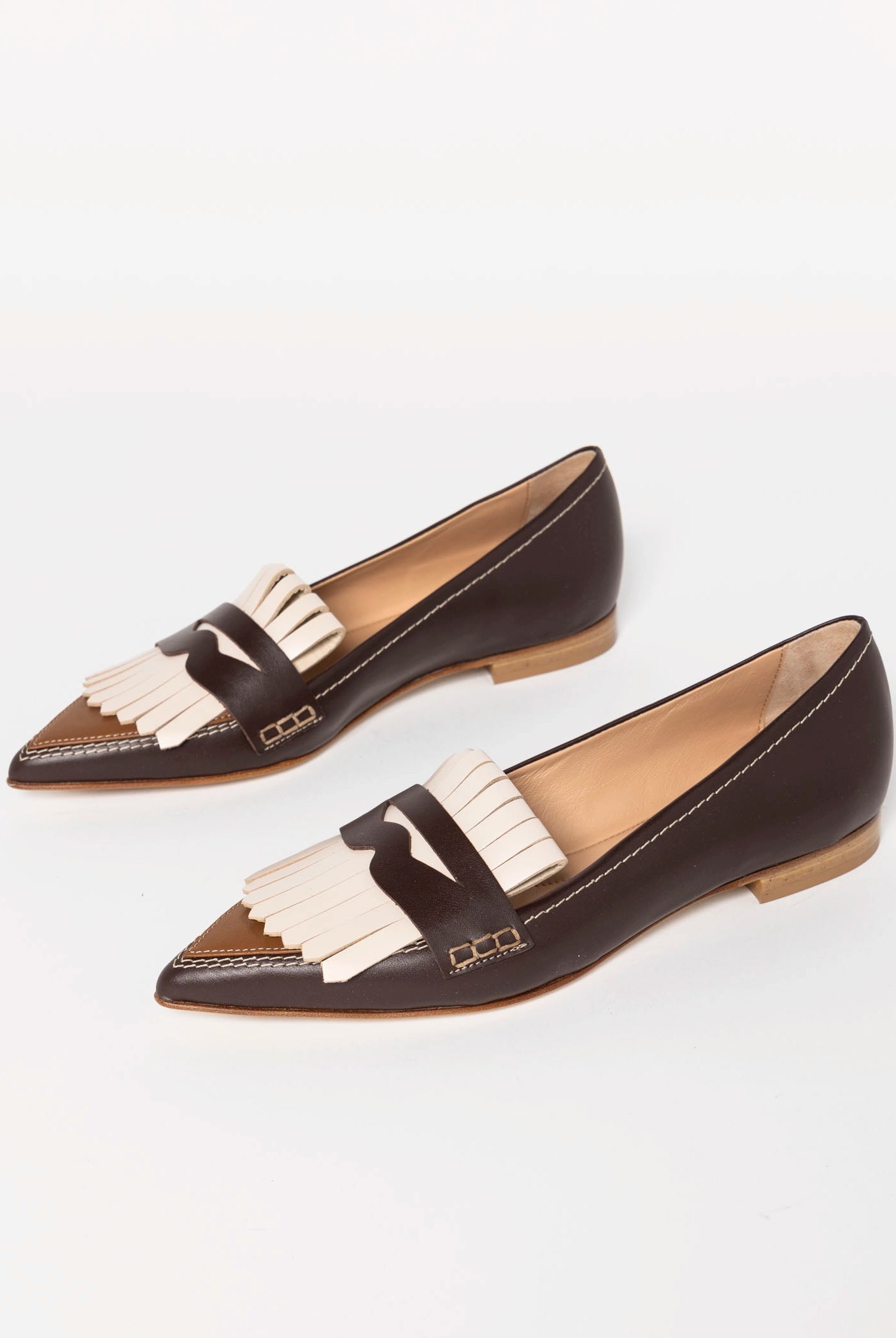 swatch_Brown Multi Leather pointed toe flat
