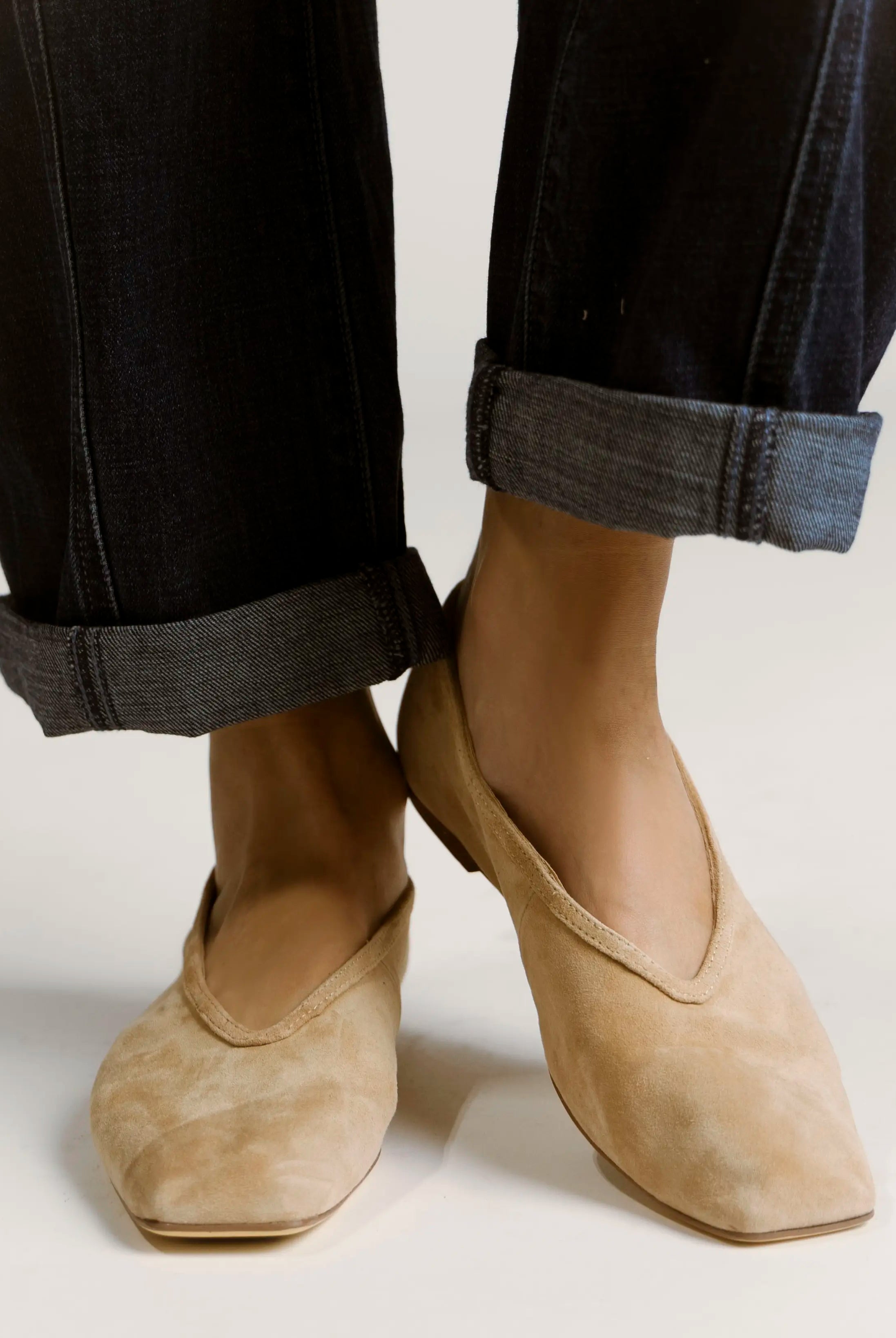 swatch_Wheat Suede bianca leather flat flat shoes