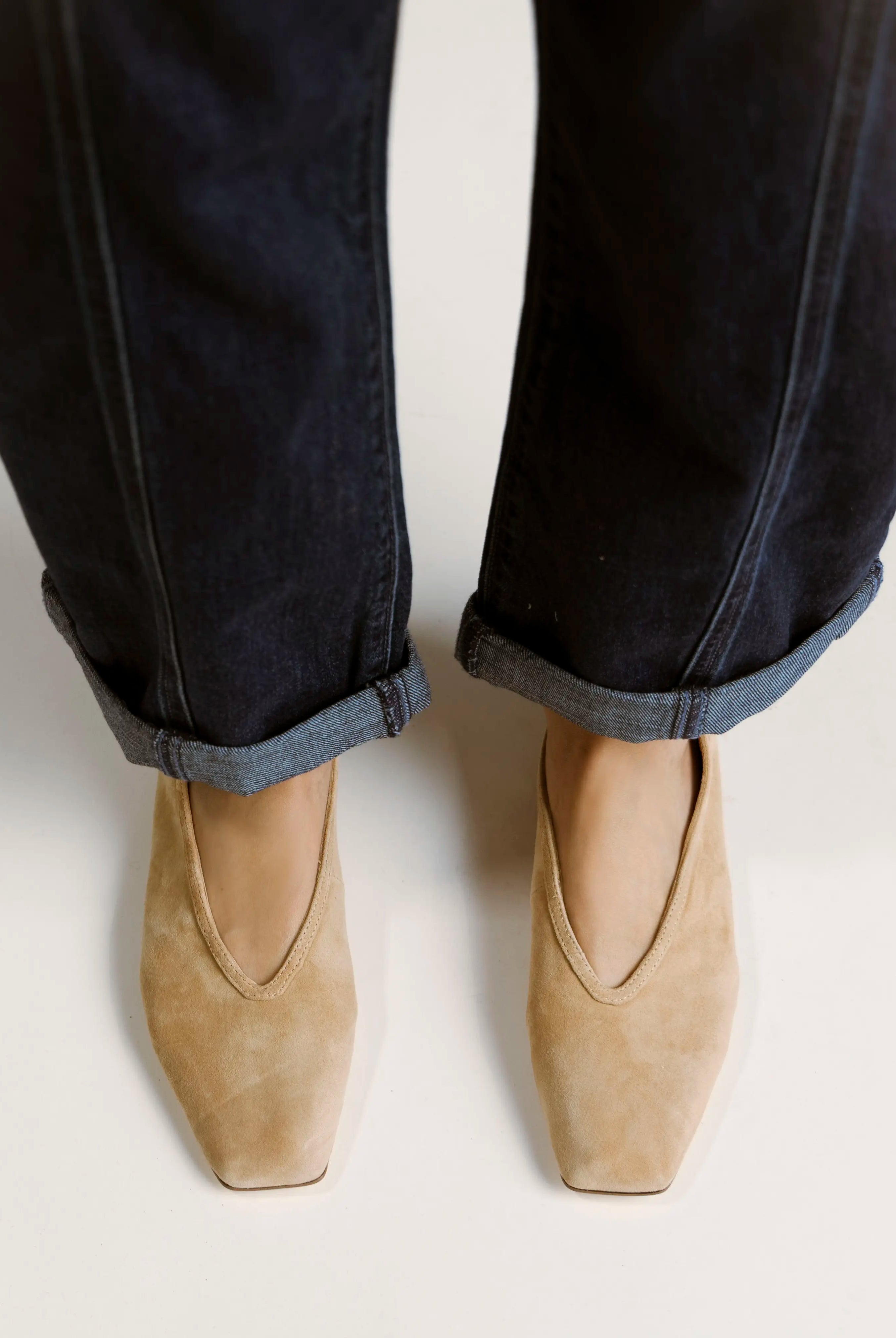 swatch_Wheat Suede bianca leather flat flat shoes