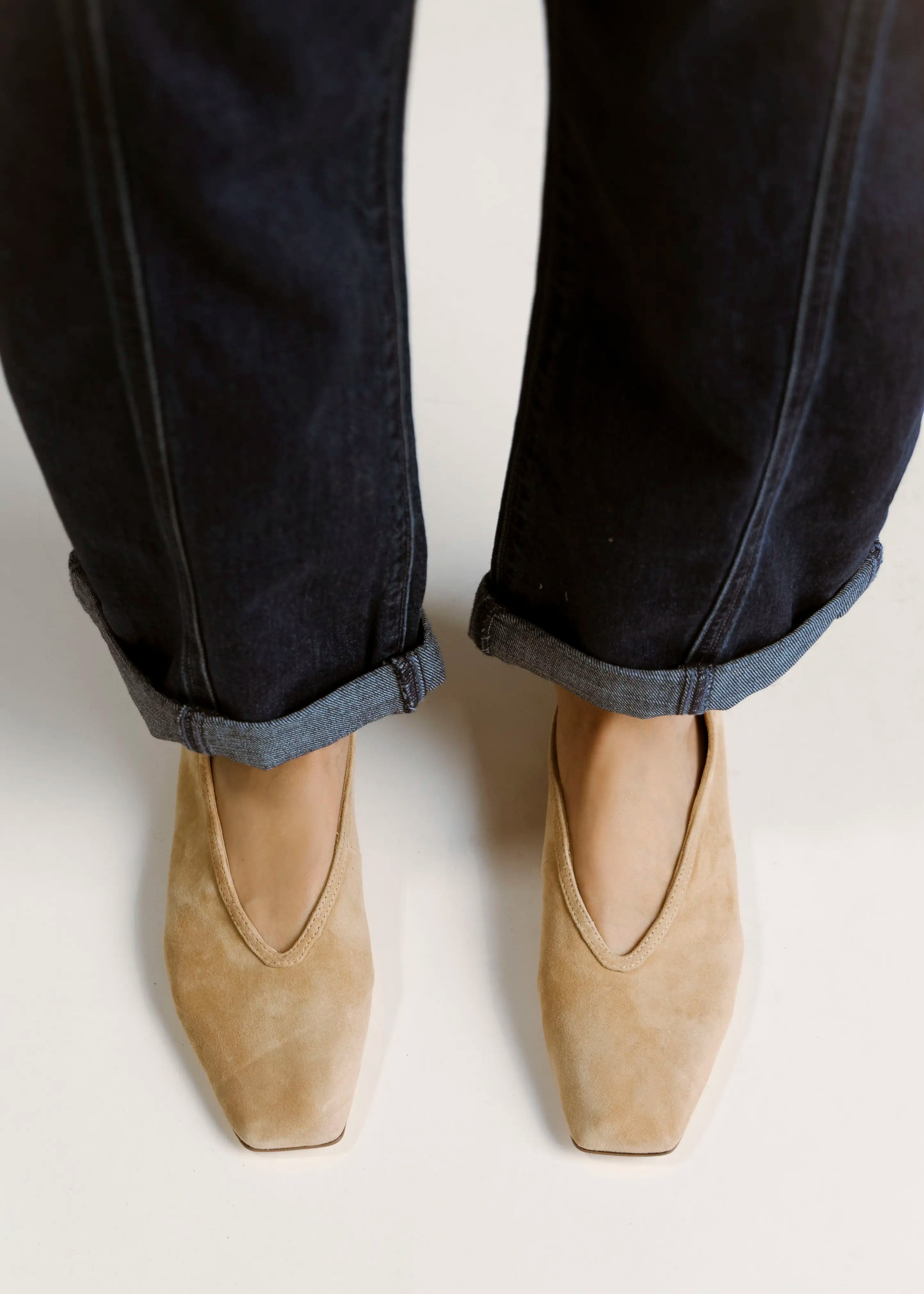 swatch_Wheat Suede bianca leather flat flat shoes