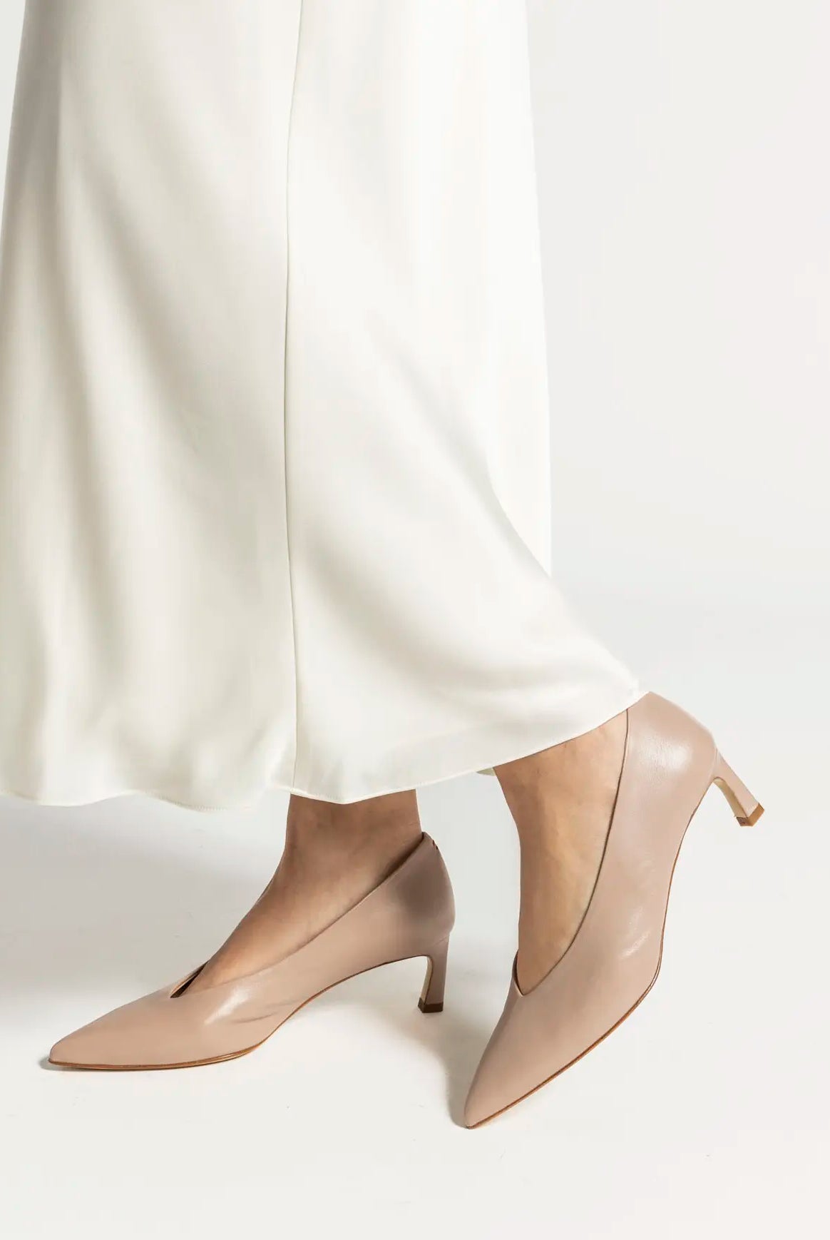 swatch_natural leather vale leather pump heels