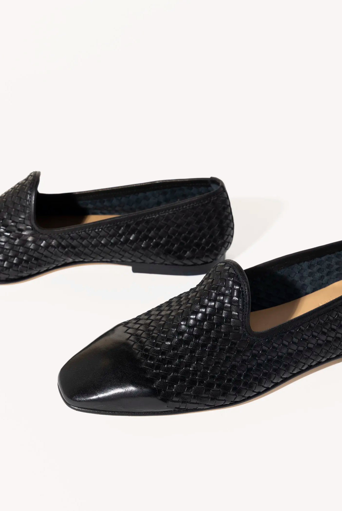 swatch_black leather woven leather loafer flat shoes