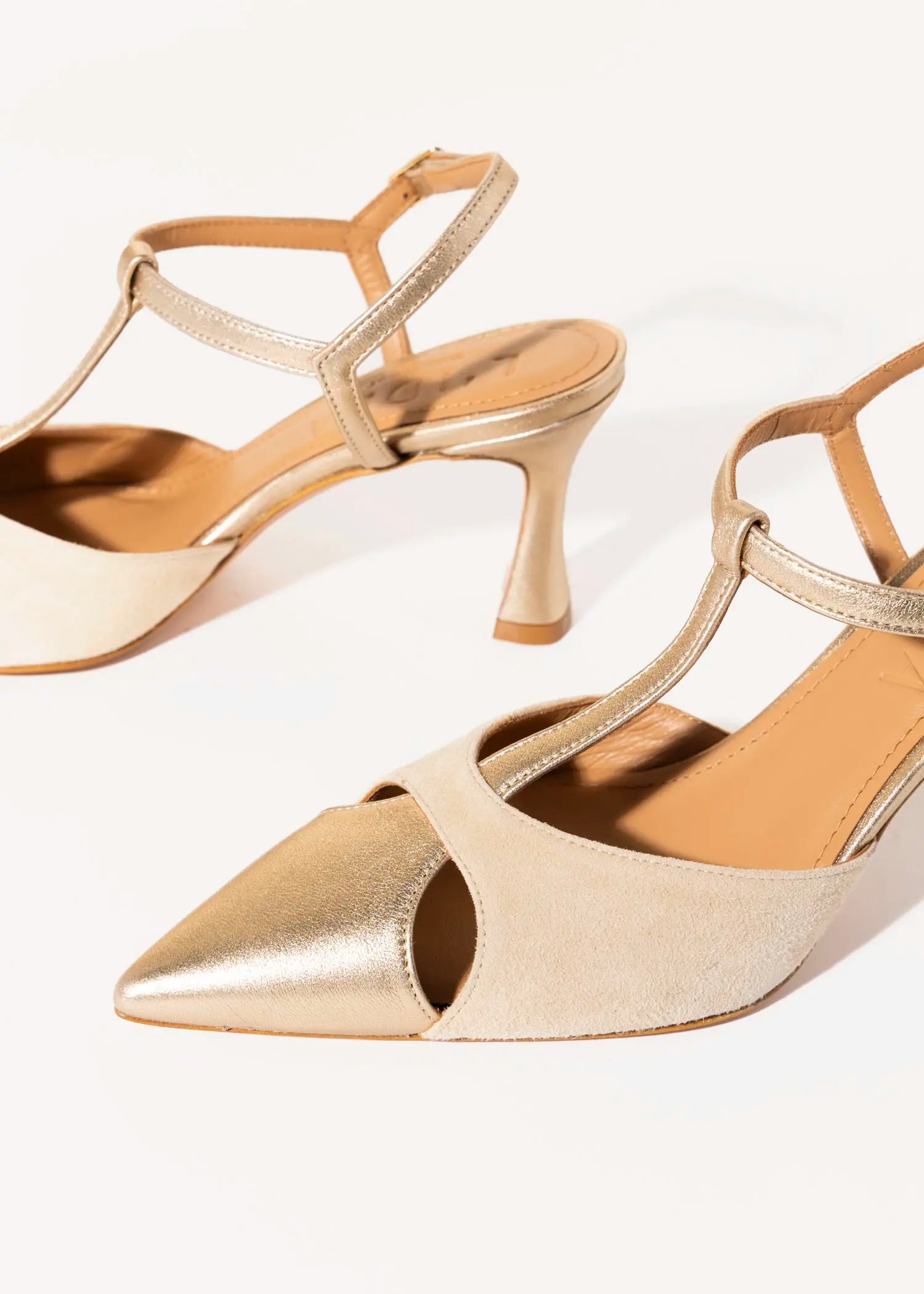 swatch_Sand/Platino pia leather pump