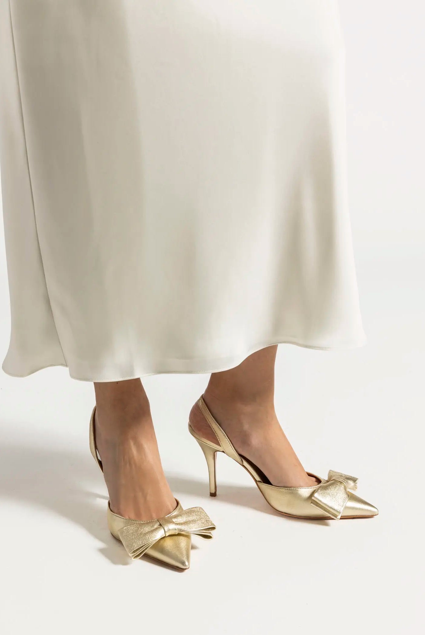 swatch_gold metallic slingback heels