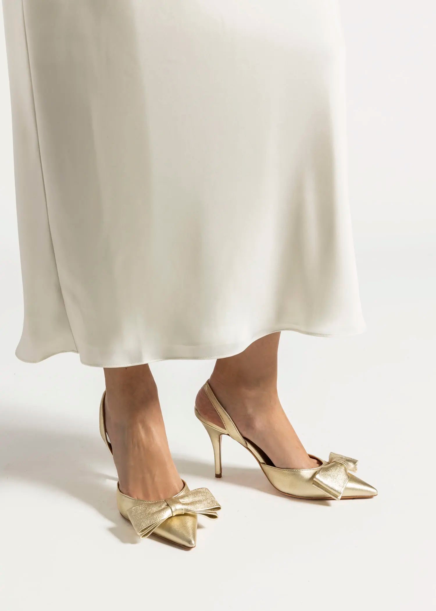 swatch_gold metallic slingback heels