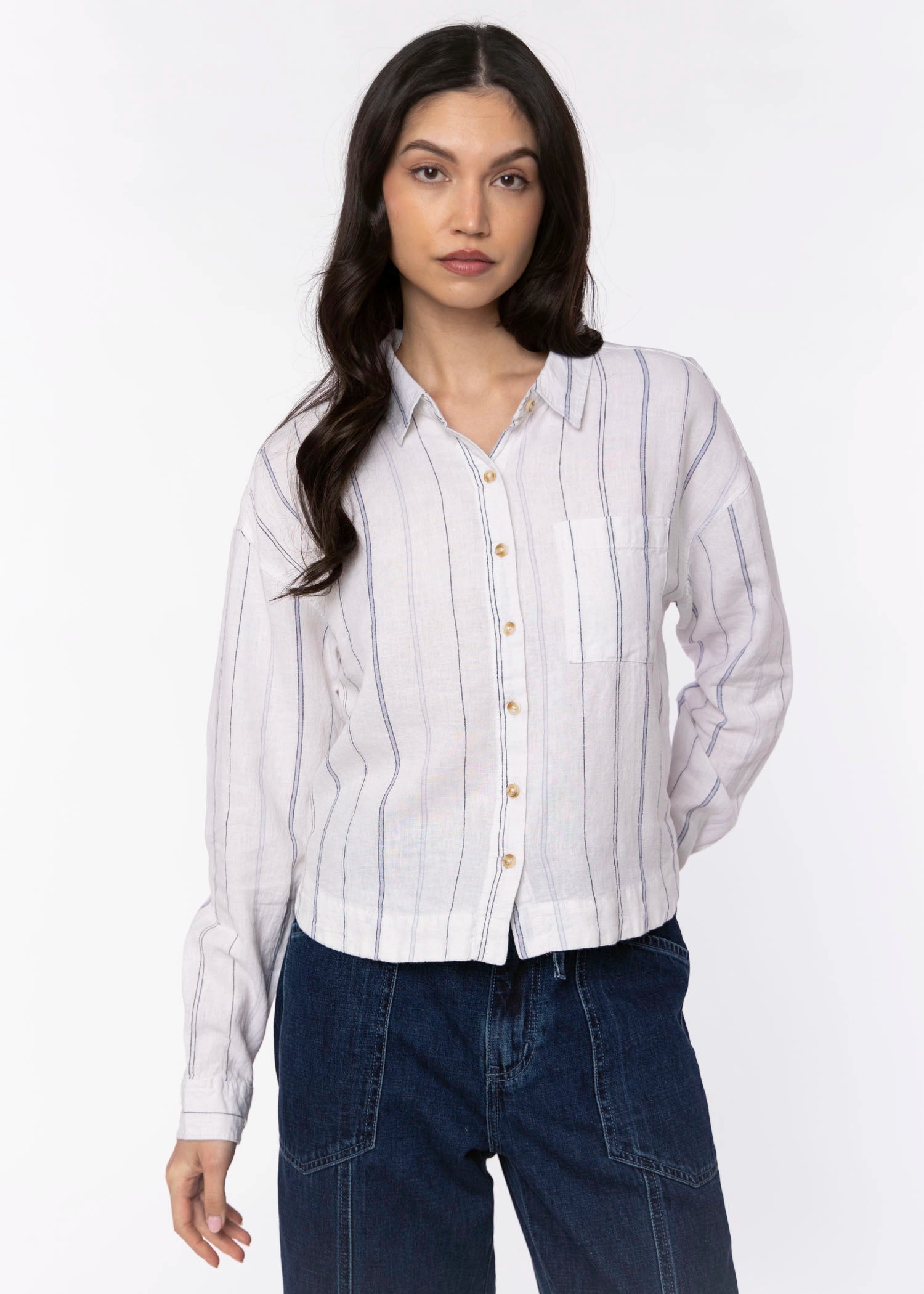 swatch_White/Blue thread and supply madelyn shirt