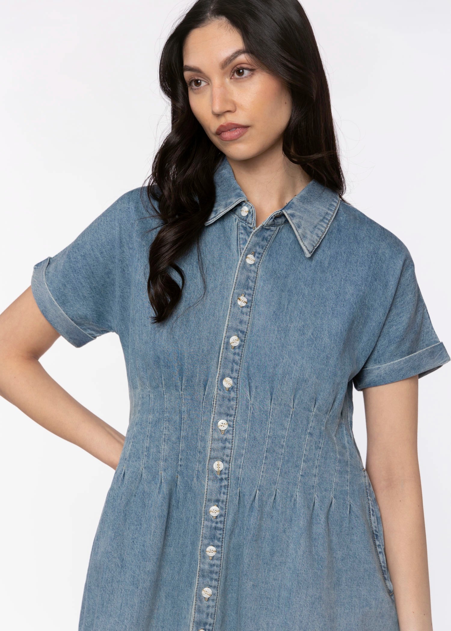 swatch_Lake heartloom kelton denim dress