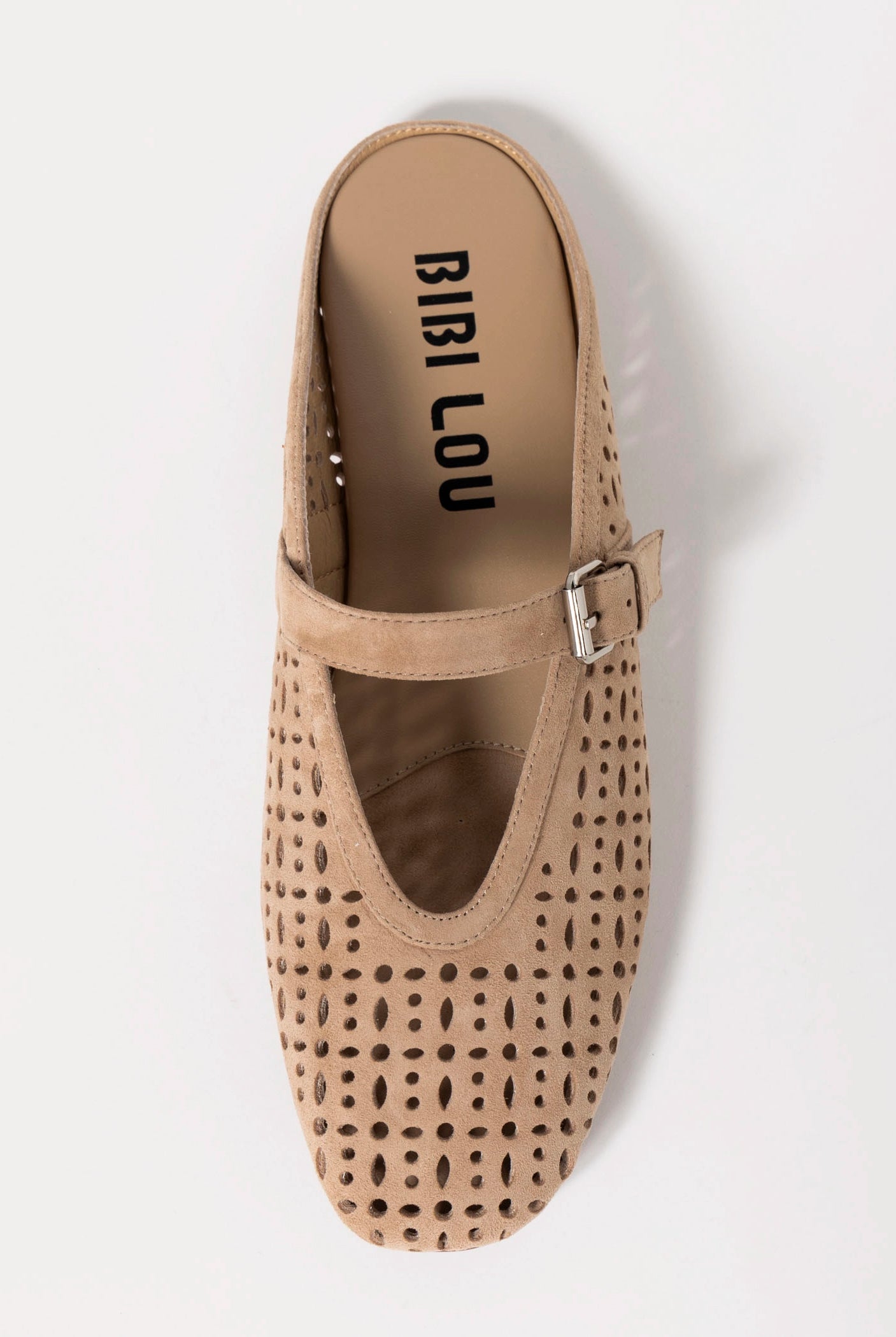 swatch_Beige Suede bibi lou maia flat