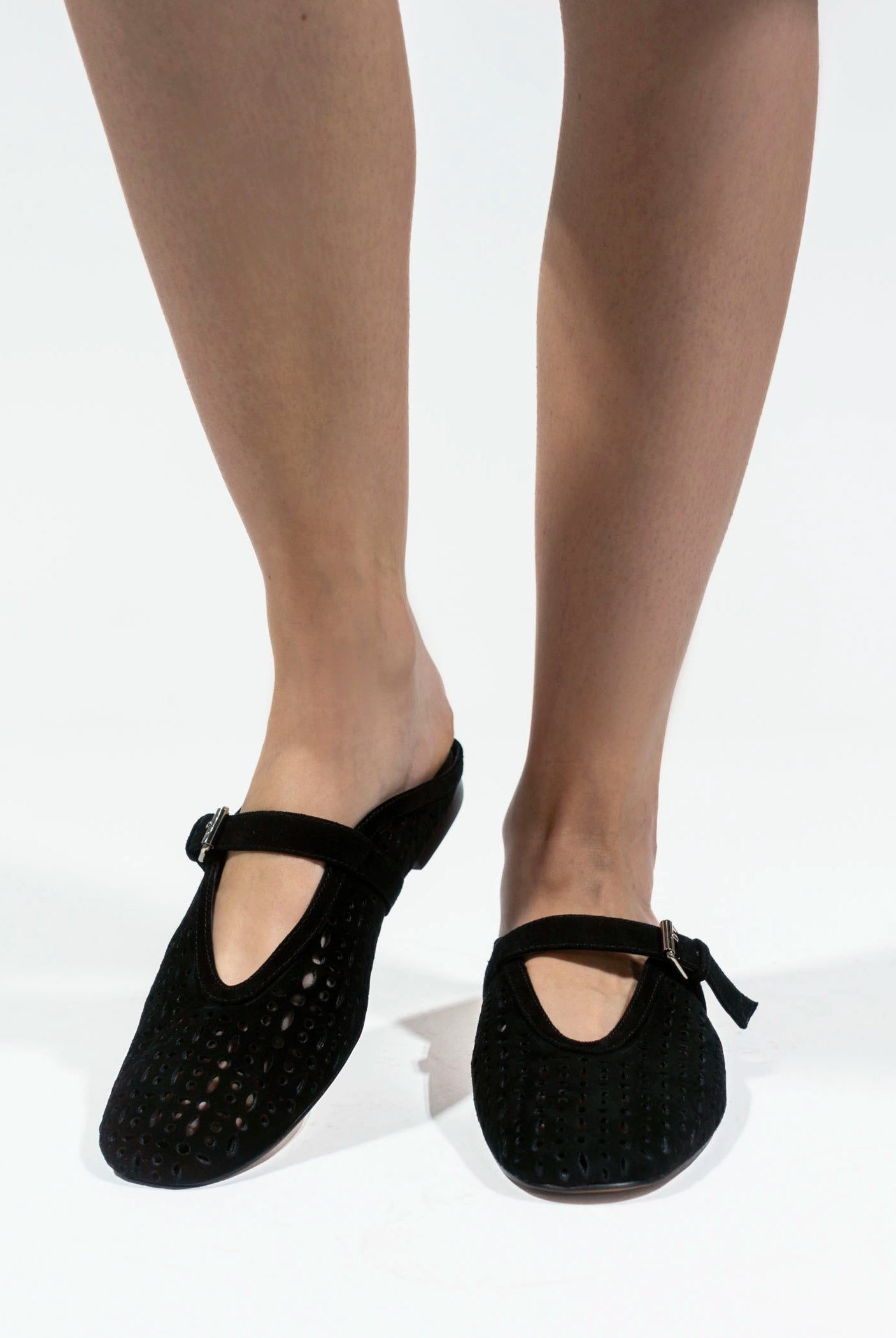 swatch_Black Suede bibi lou maia flat