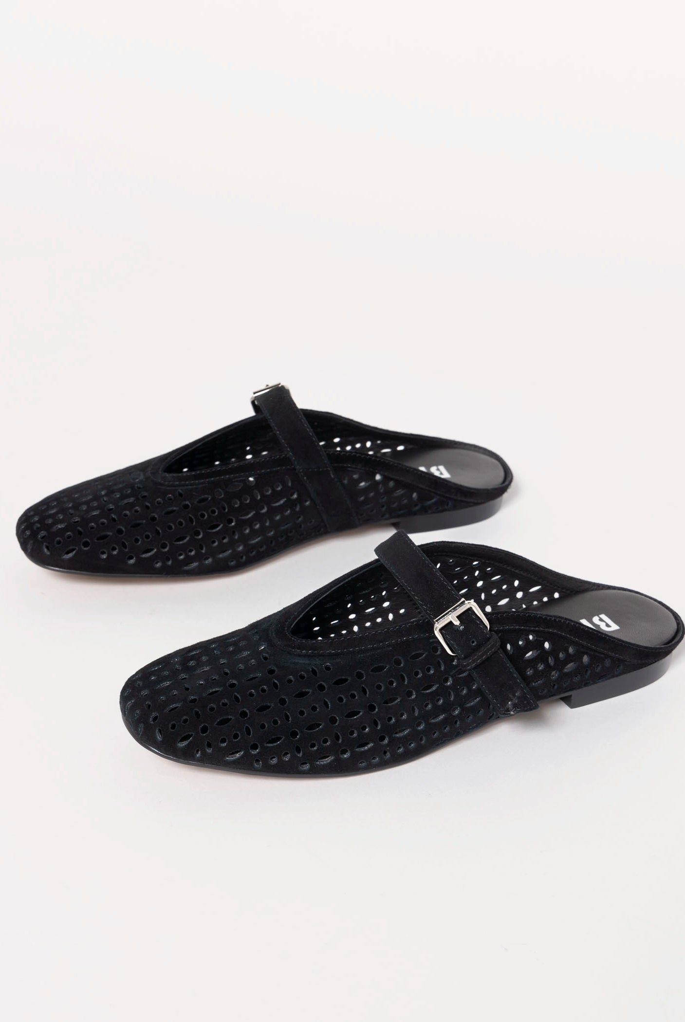 swatch_Black Suede bibi lou maia flat