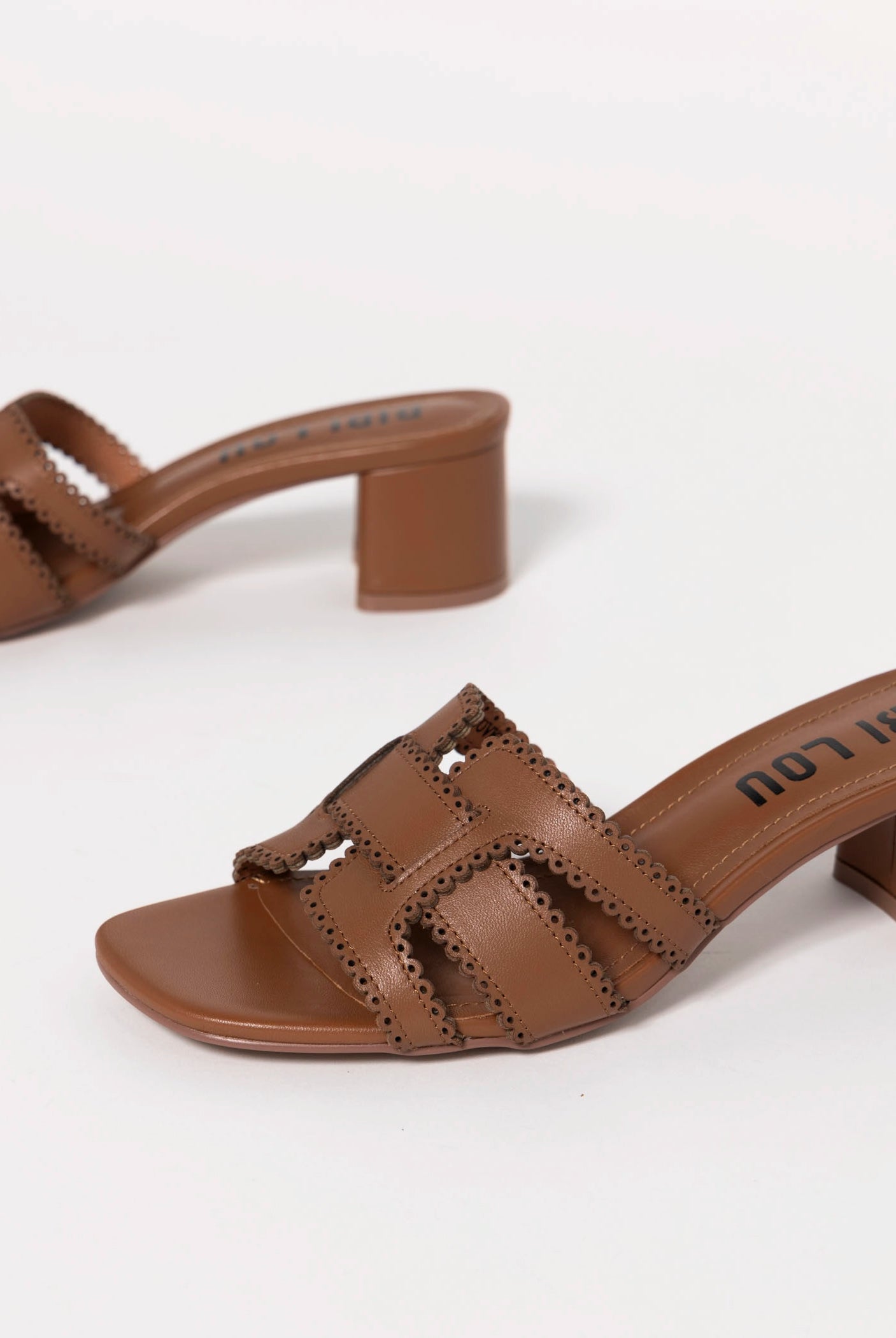 swatch_Brown Leather bibi lou holly heeled sandal
